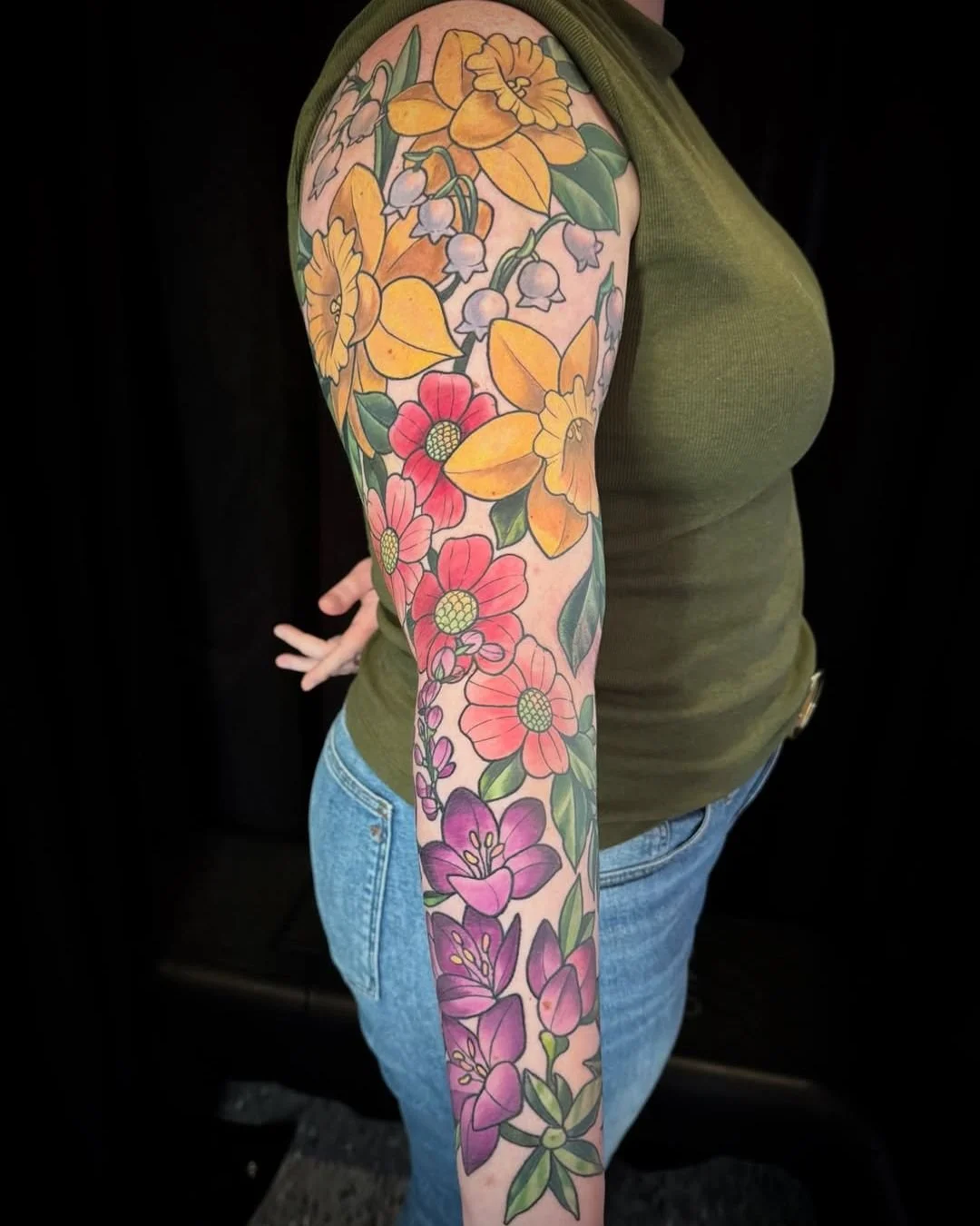 Mel Perlman - @mizmeltattoos is tattooing at @inkanddaggertattoo give them a follow! - Big thank you to my client for trusting me with this floral sleeve. The front of this piece is healed, the inside is fresh, and it&rsquo;s been really fun watching