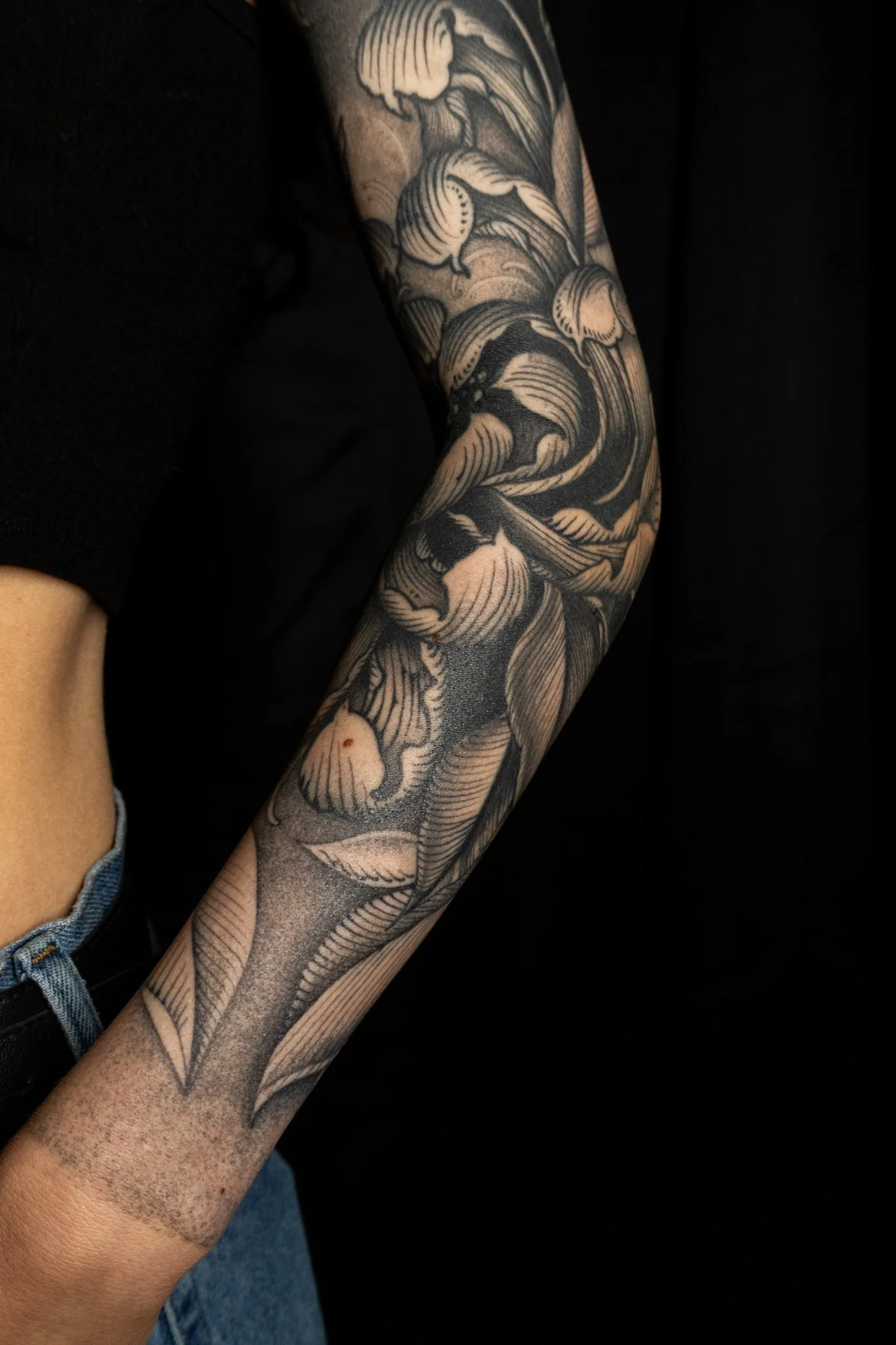 chrysanthemum_sleeve_luis_hinestroza_ink_and_dagger_roswell_ga-03.jpg