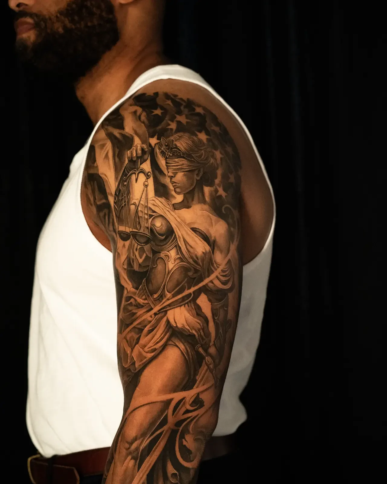 Lady_justice_sleeve_healed_3.webp