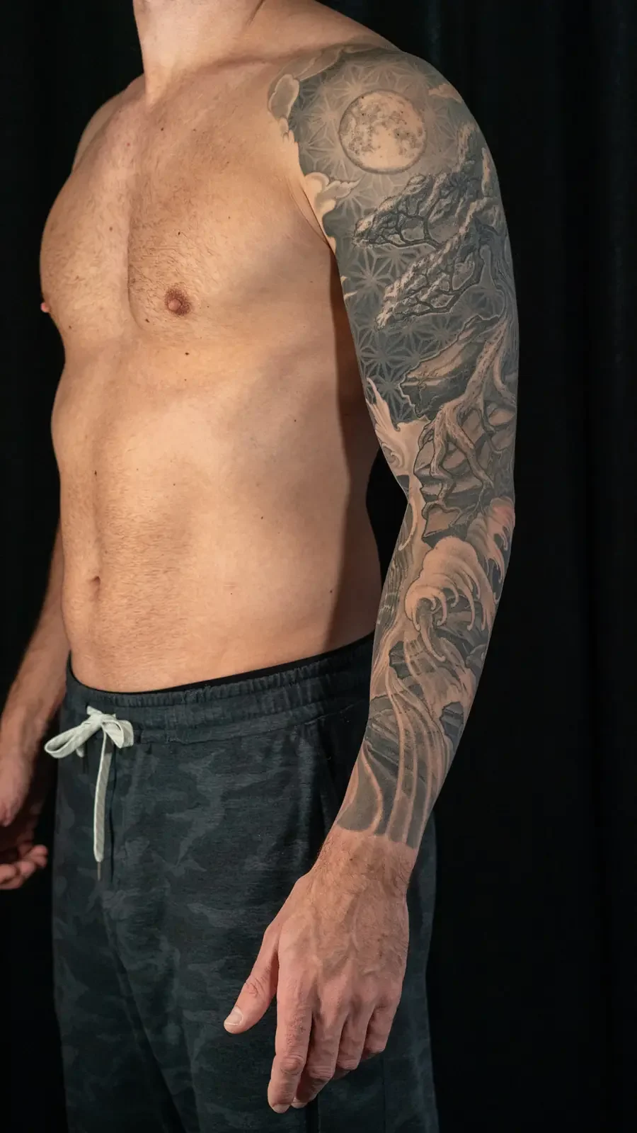 Bonsai_waves_moon_kumiko_sleeve_tattoo_Russ_Abbott_Atlanta-27.webp