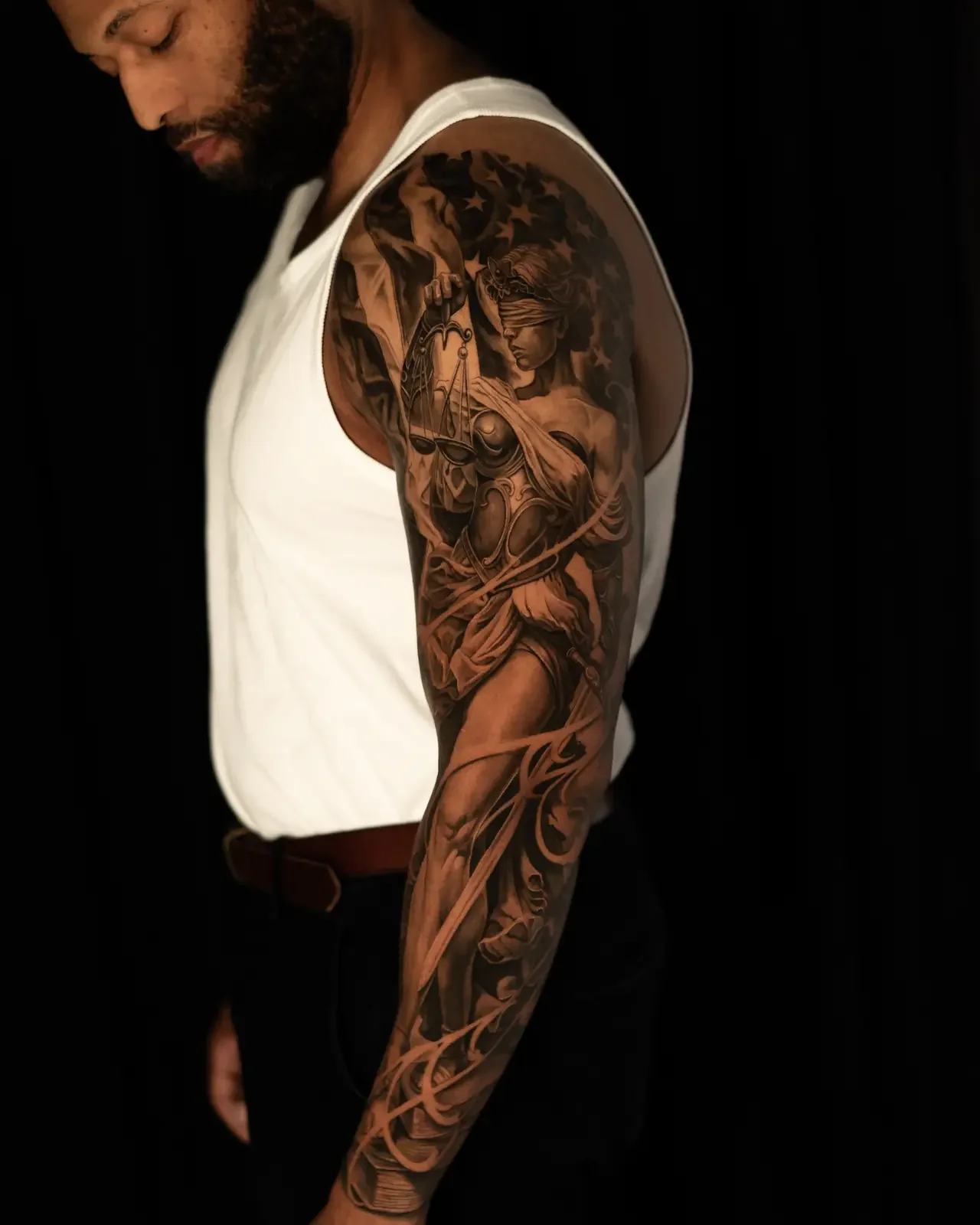 Lady_justice_sleeve_healed_2.webp