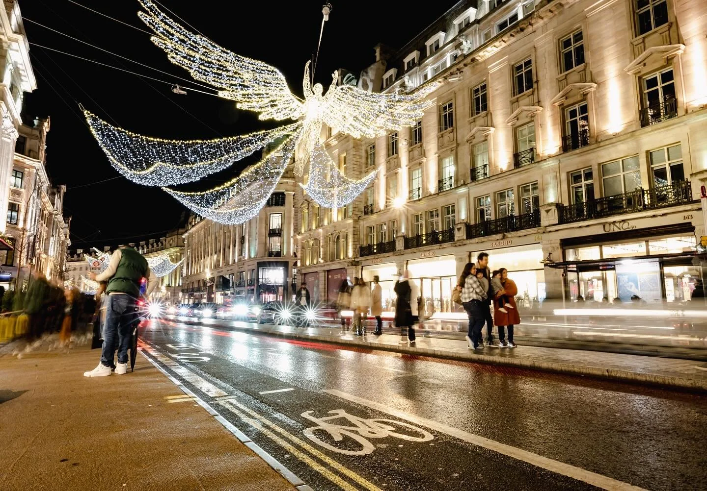 Festive Streets- December : It&rsquo;s the time of the year where the festive season has come upon us . The shopping streets are brightly lit and the festive preparation begins. The night scenes buzzes, the December chaos begins. But the Christmas li