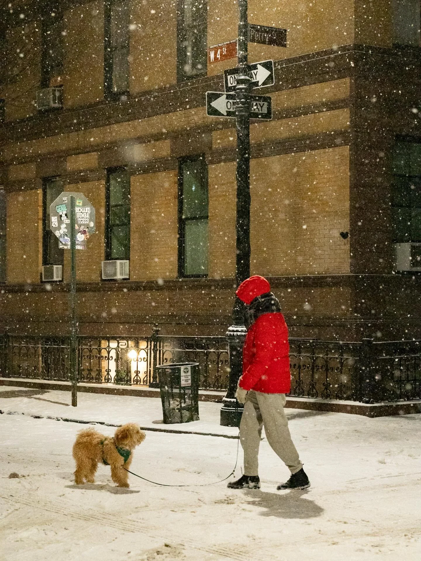 Sentimental Nights- Closing off 2025 with a stretch of New York City street photography. From sub zero temperatures to tunnelling winds and lastly , the snow blizzard, it has been a wild and fulfilling experience. This probably could be one of my fav