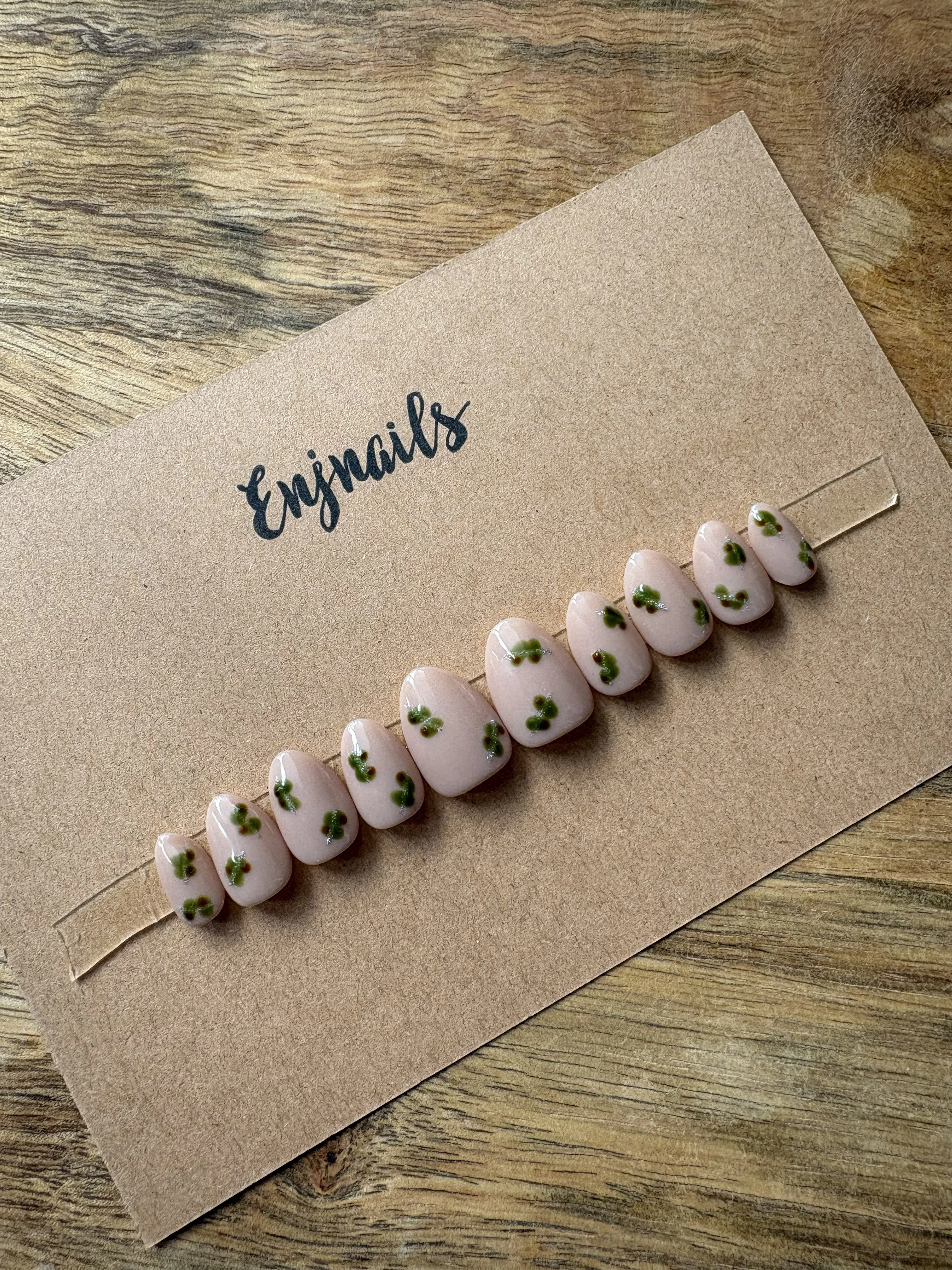 girl dinner olives 3.jpeg