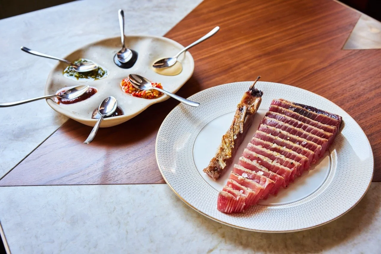 14-Day dry-aged yellowfin tuna rib eye and condiments - Saint Peter