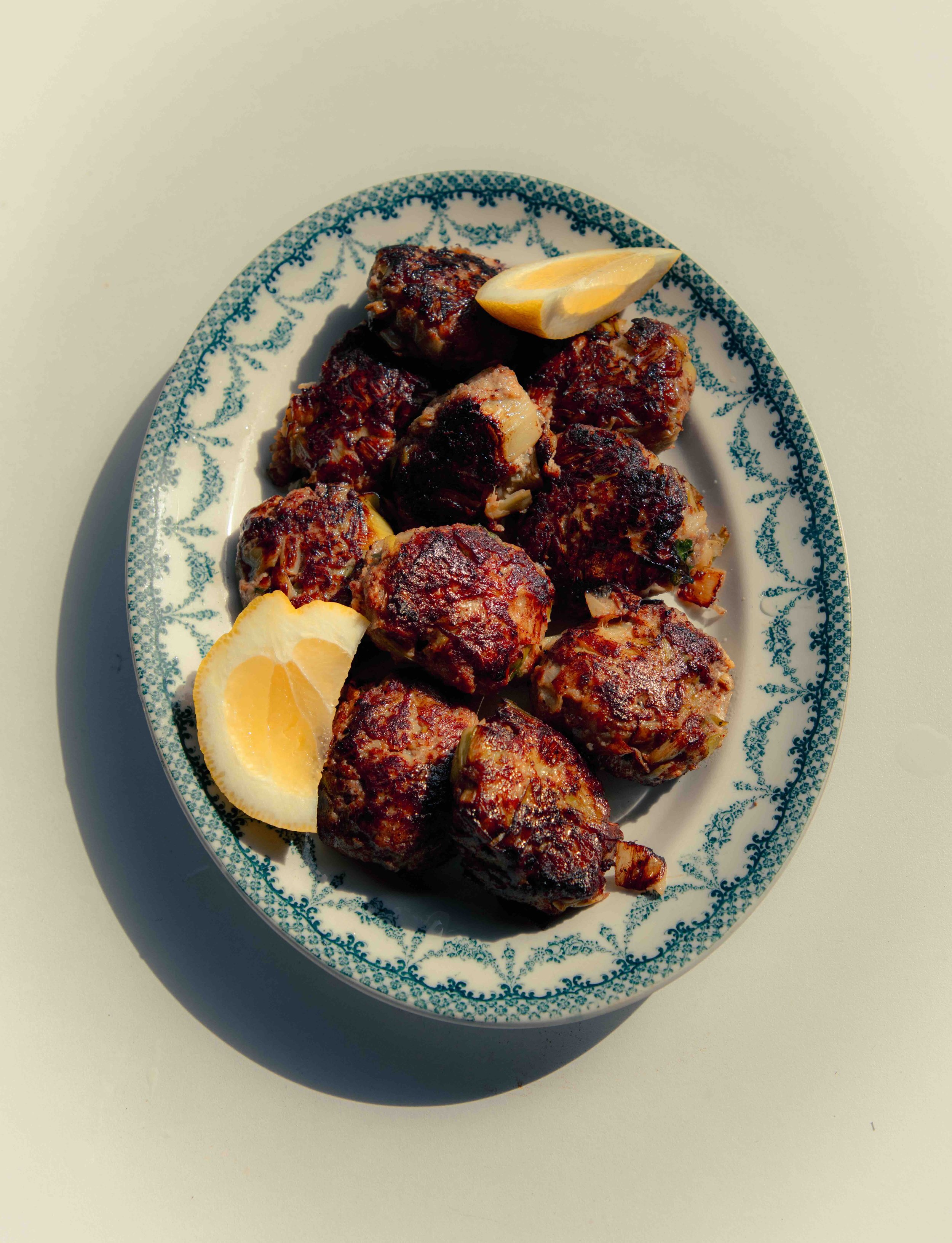 Keftedes me prassa - Leek croquettes