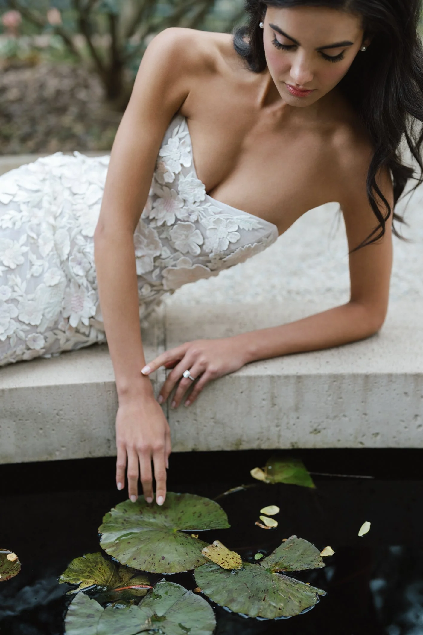 habersham-front-anne-ba…n-wedding-dress-.jpg