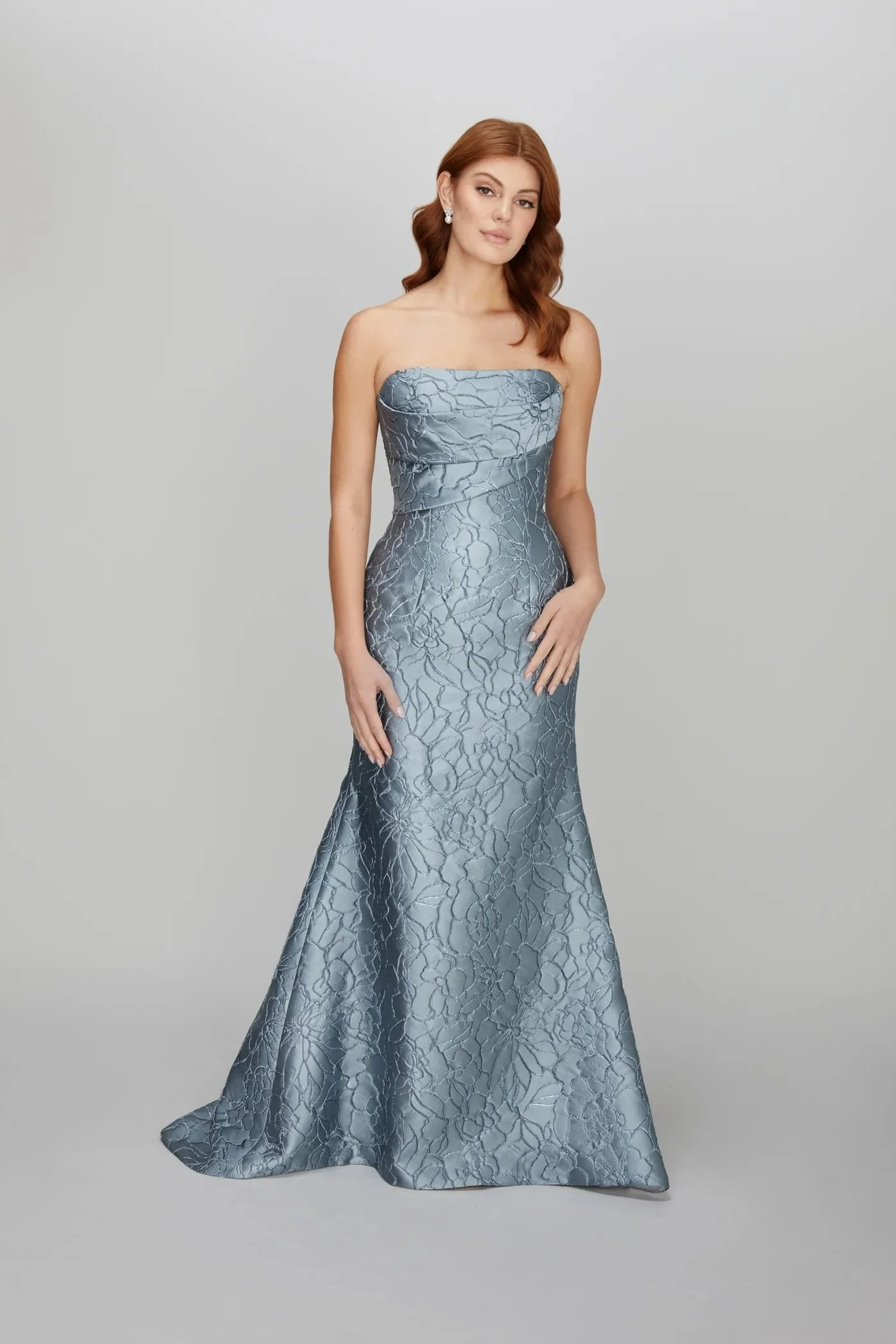 Leila-silver-anne-barge-black-label copy.jpg