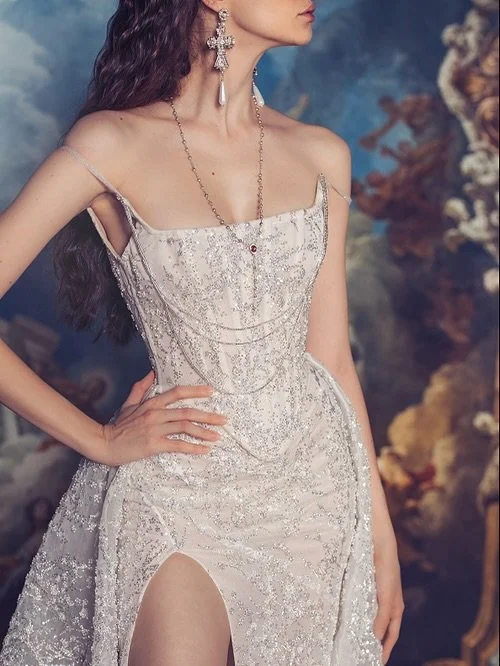 SAMPLE SALE! 

Join us for a week long event in both LA &amp; NYC December 16-21! Designer bridal samples will be discounted up to 70% off.

The appointments will be a standard 90 minutes. We will also have our full priced re-order samples on display