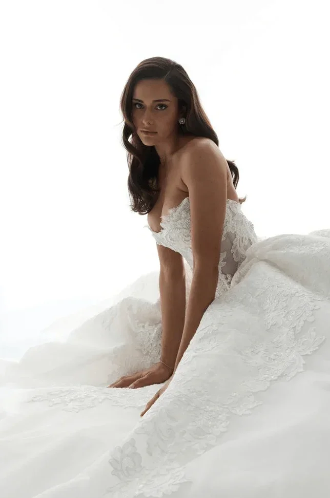 angele-wedding-dress-9259603.webp