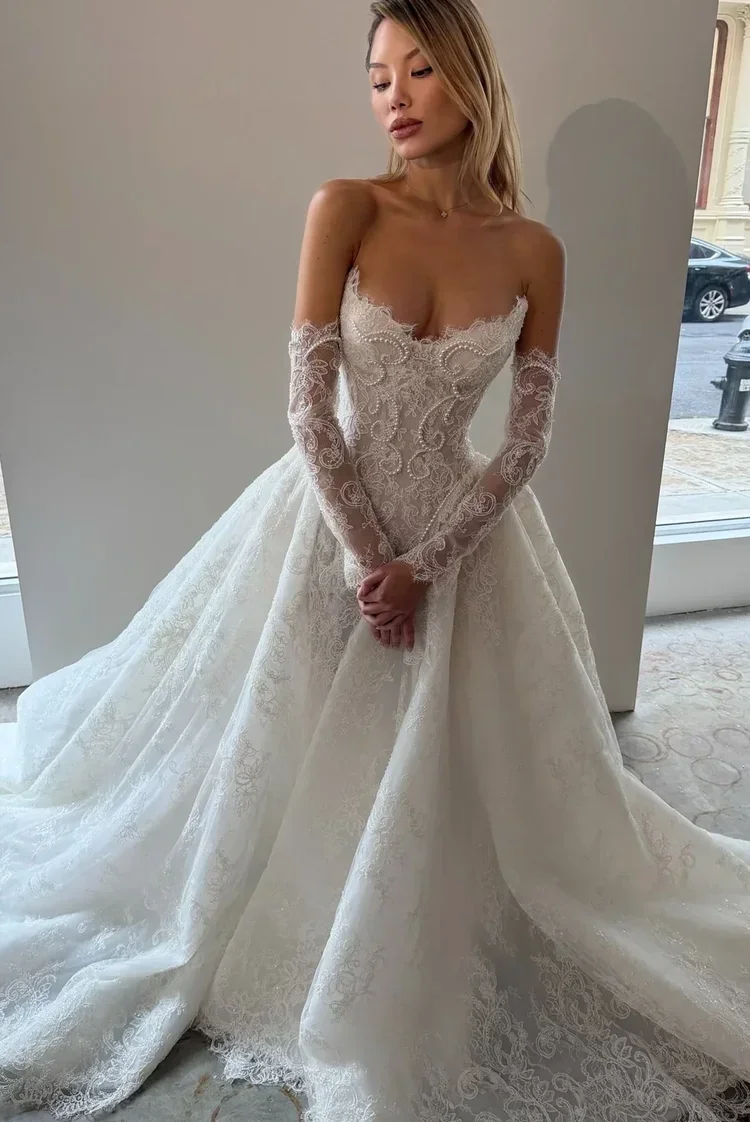 bridgette-wedding-dress-3443715.webp