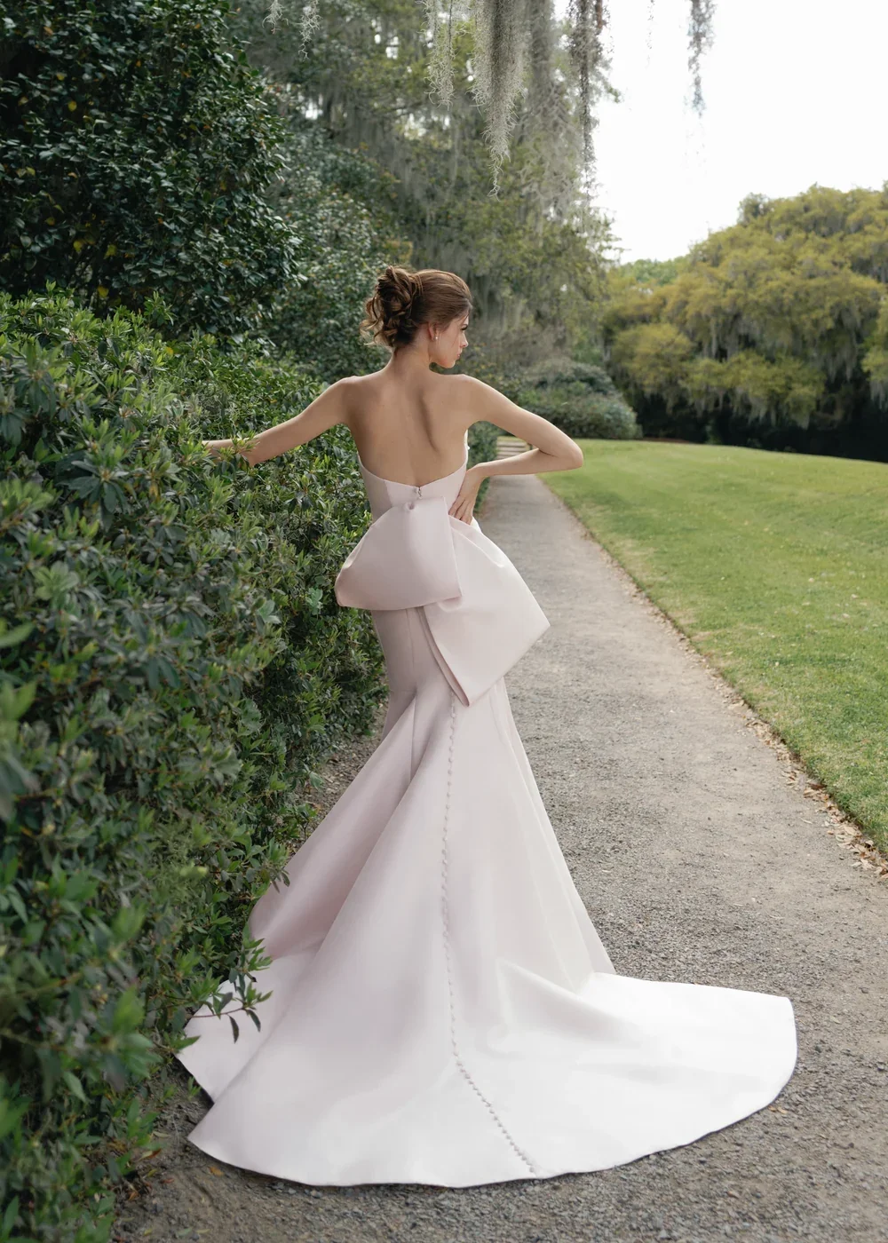 daniels-anne-barge-wedding-dress-2.webp