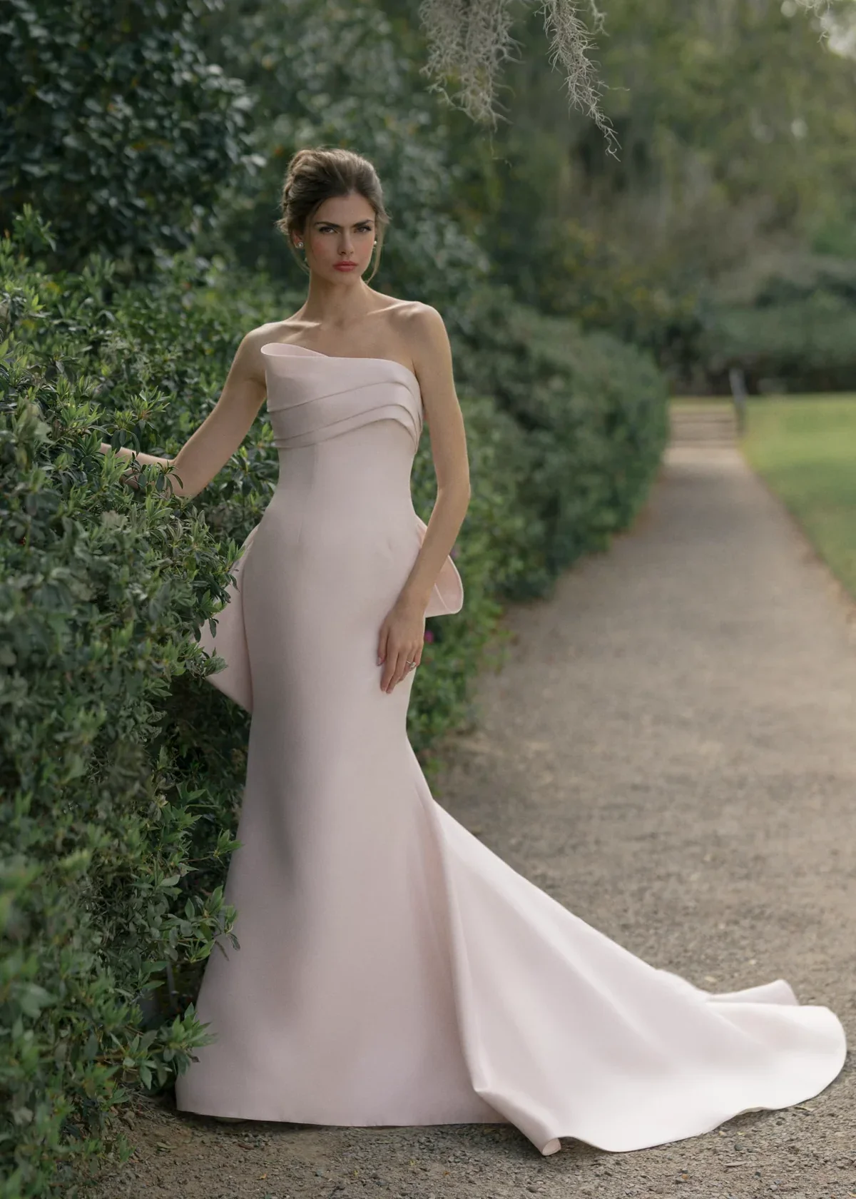 daniels-anne-barge-wedding-dress-17.webp