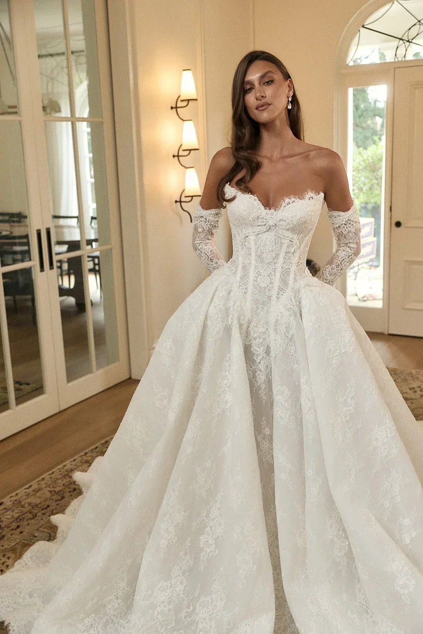 brielle-wedding-dress-2475361.webp