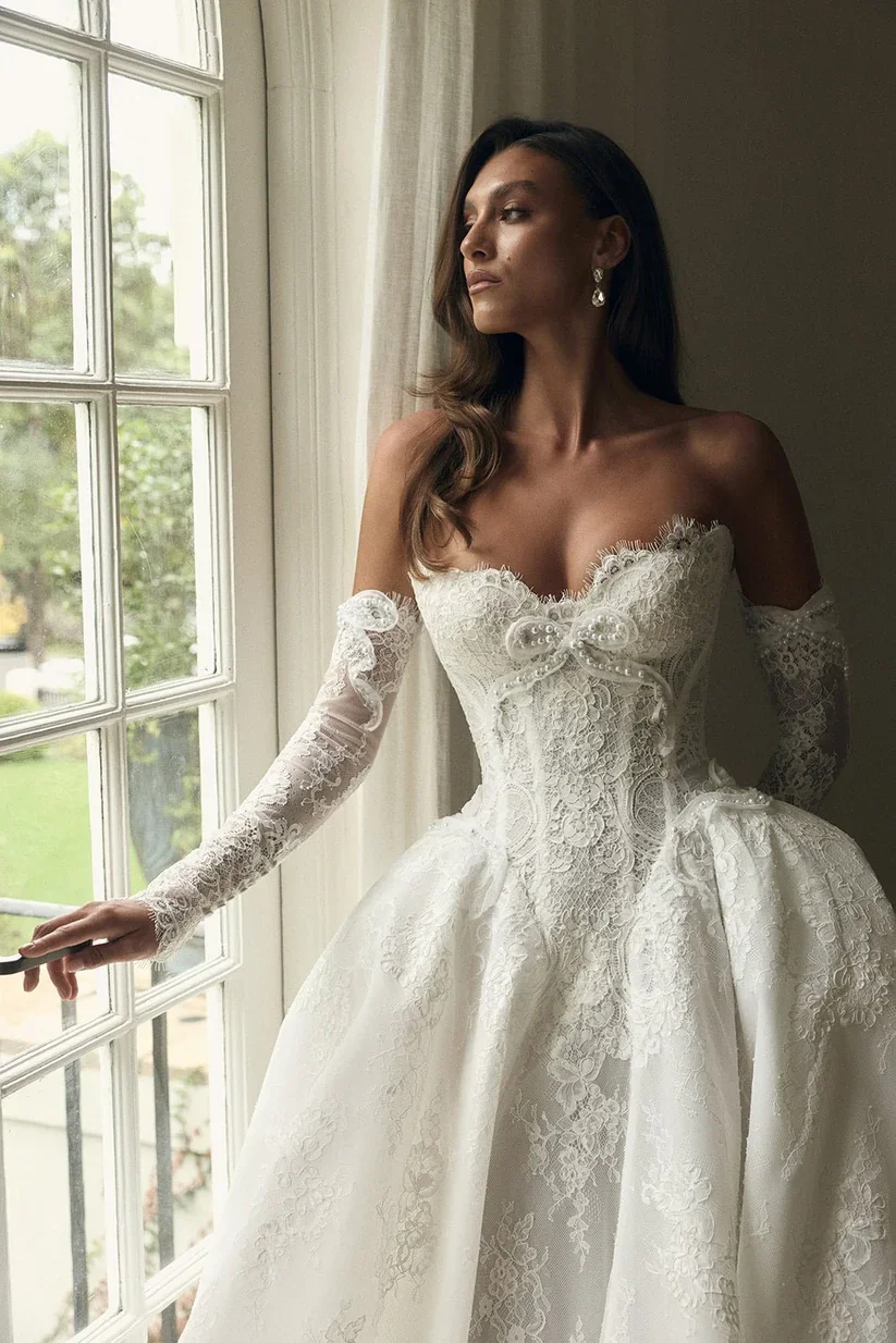 brielle-wedding-dress-7813043.webp