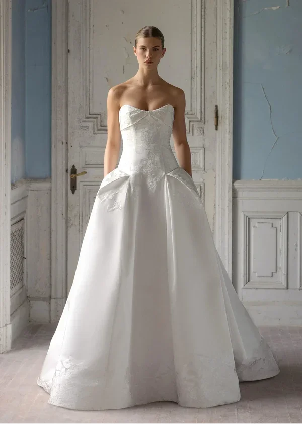 anne-barge-wedding-dress-degas-8.webp