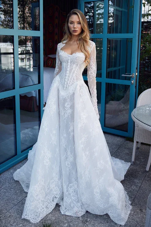 Vivienne by Pallas Couture (Brand New)