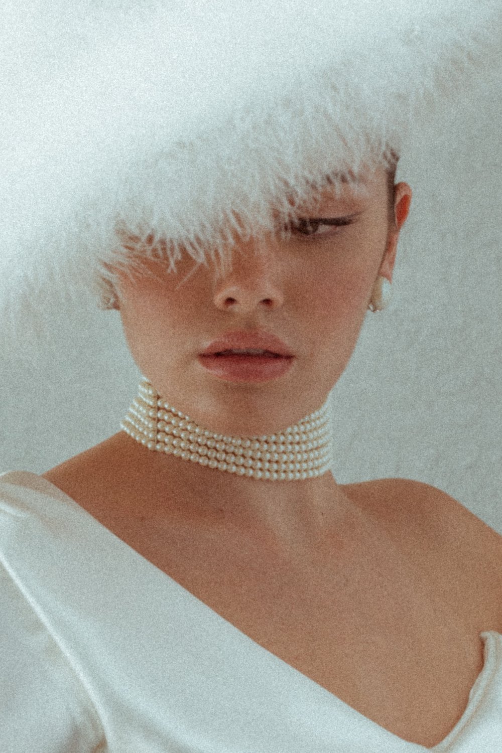 CHOKER+22-63+A+LA+MODE+++3.jpg
