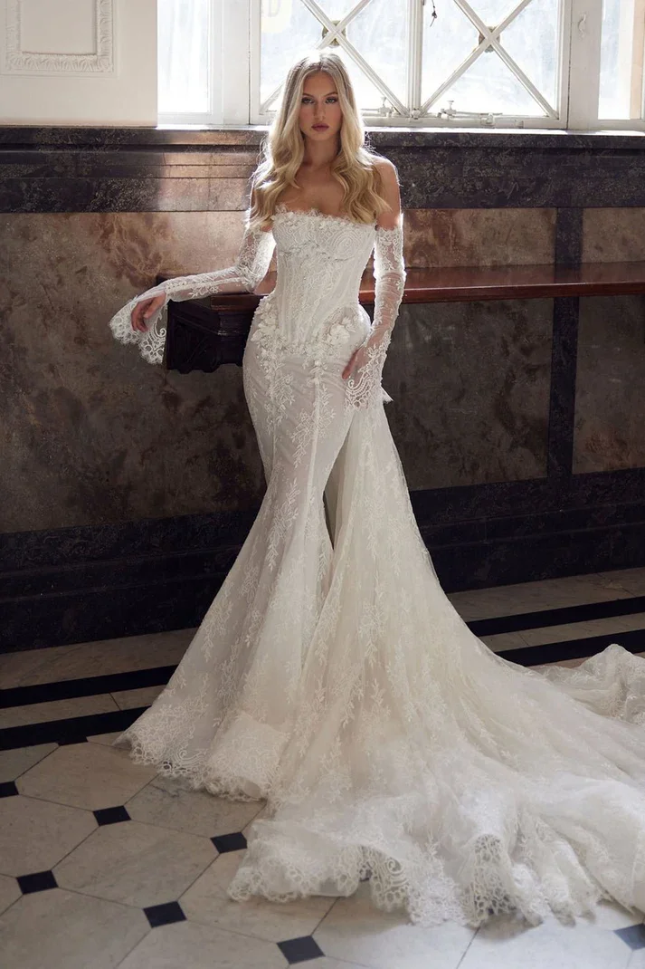 beatrice-wedding-dress-453635.webp