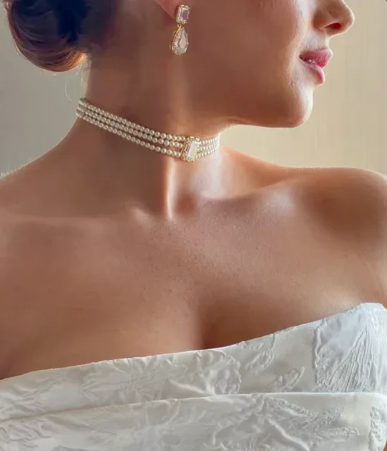 VIVI EMERALD CUT PEARL CHOKER