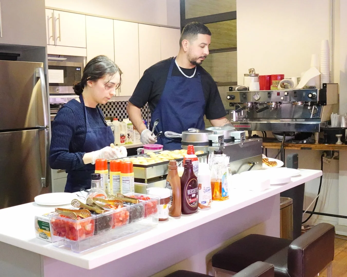 coffee catering NYC at the corporate meeting with harri