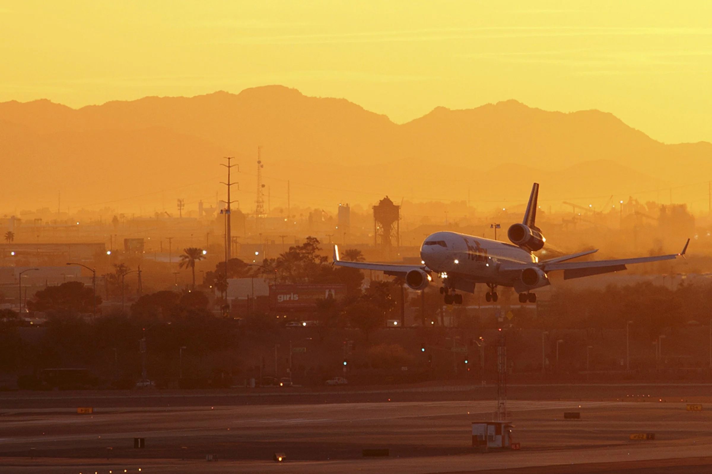 hero__0018_flight.jpg
