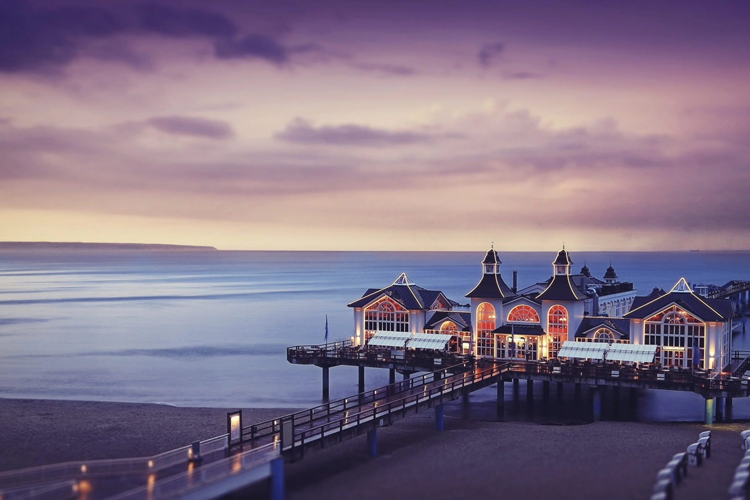 hero__0003_pier.jpg