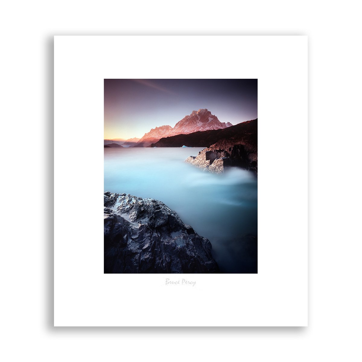 lago-grey-print.jpg