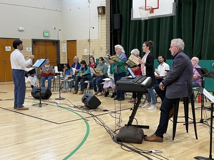 Canto De Coraz&oacute;n had its dress rehearsal at Abbett Elementary School, and it was fantastic! Don&rsquo;t forget to come and see us this Sunday, April 28th, at Plymouth Congregation church at 4PM, and May 4th at the Renaissance Pointe YMCA at 2P