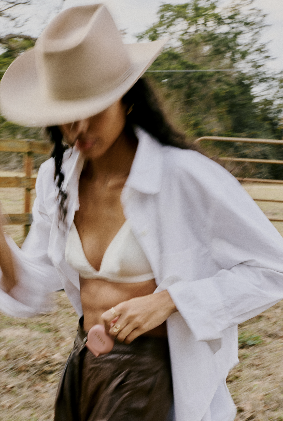 LONA Beauty by Heath Latter