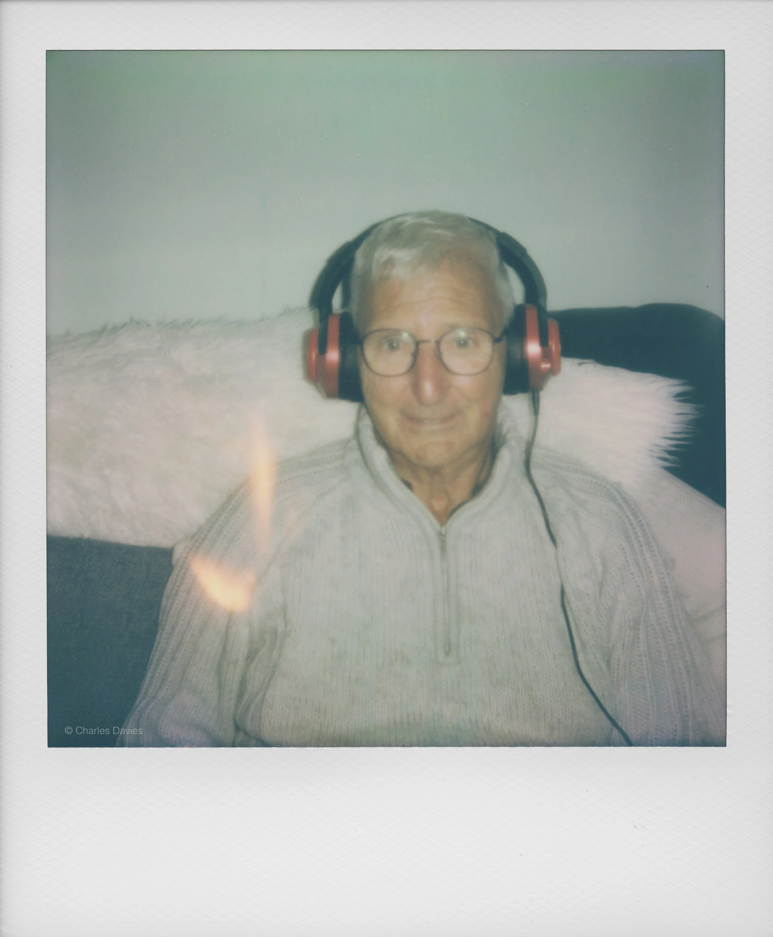 98 - 2022 - Polaroid Now.jpg