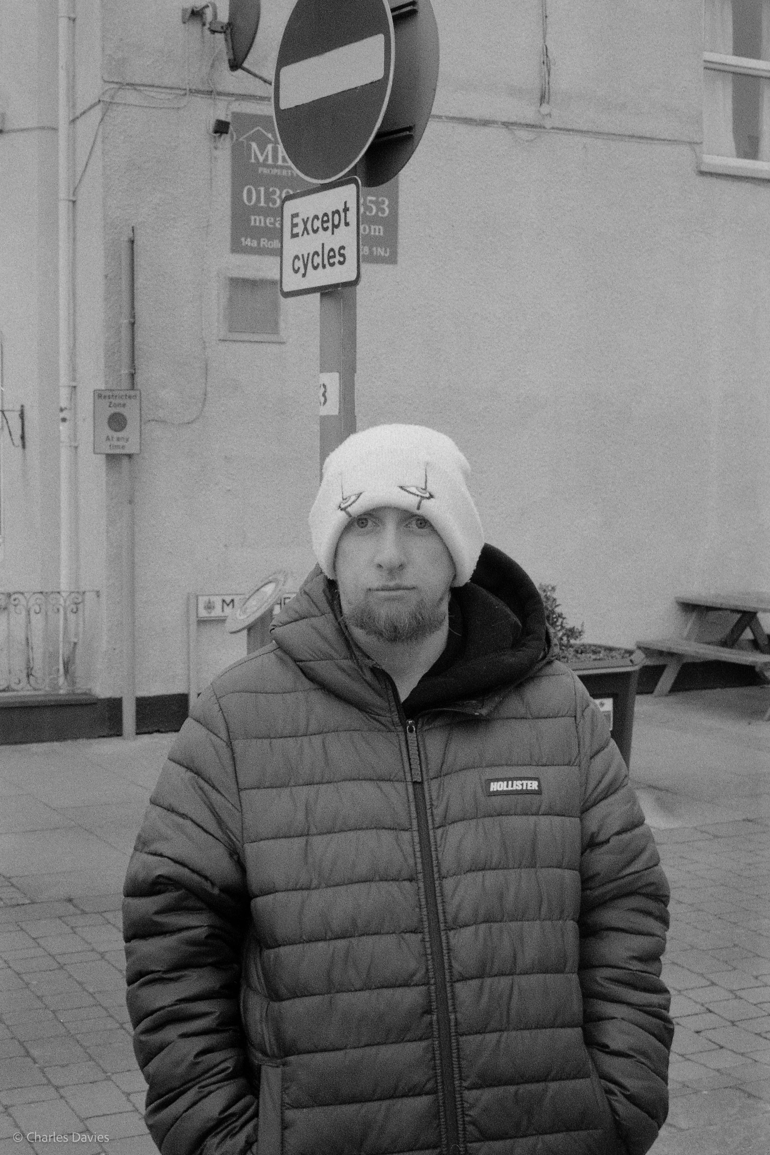 Roll 21 - 2025 - Europe - United Kingdom - Exmouth - Ilford HP5 Plus 400 - Minolta X-300 - 35mm - Film - B&W 