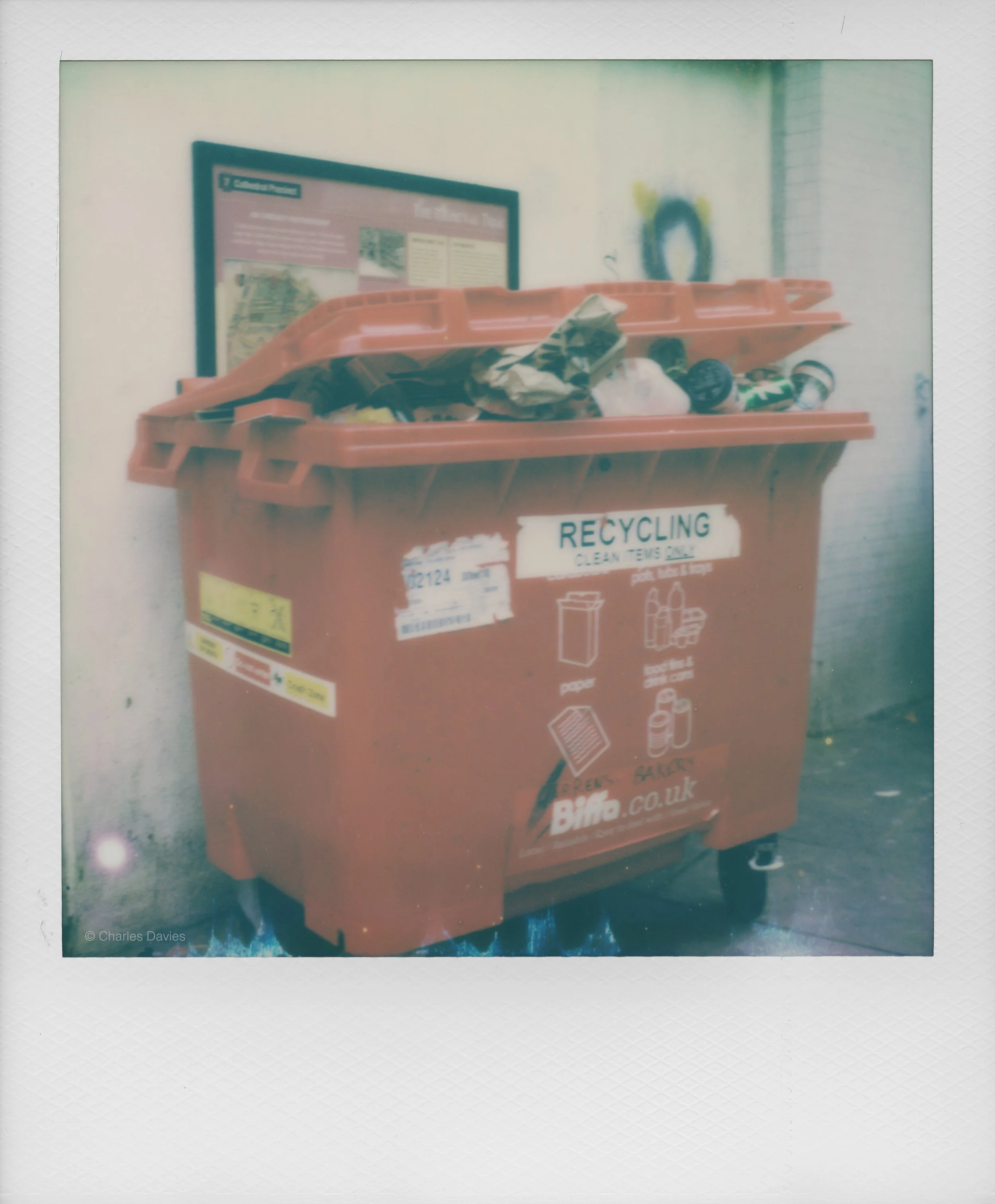 74 - 2022 - Polaroid SX-70 Sonar.jpg