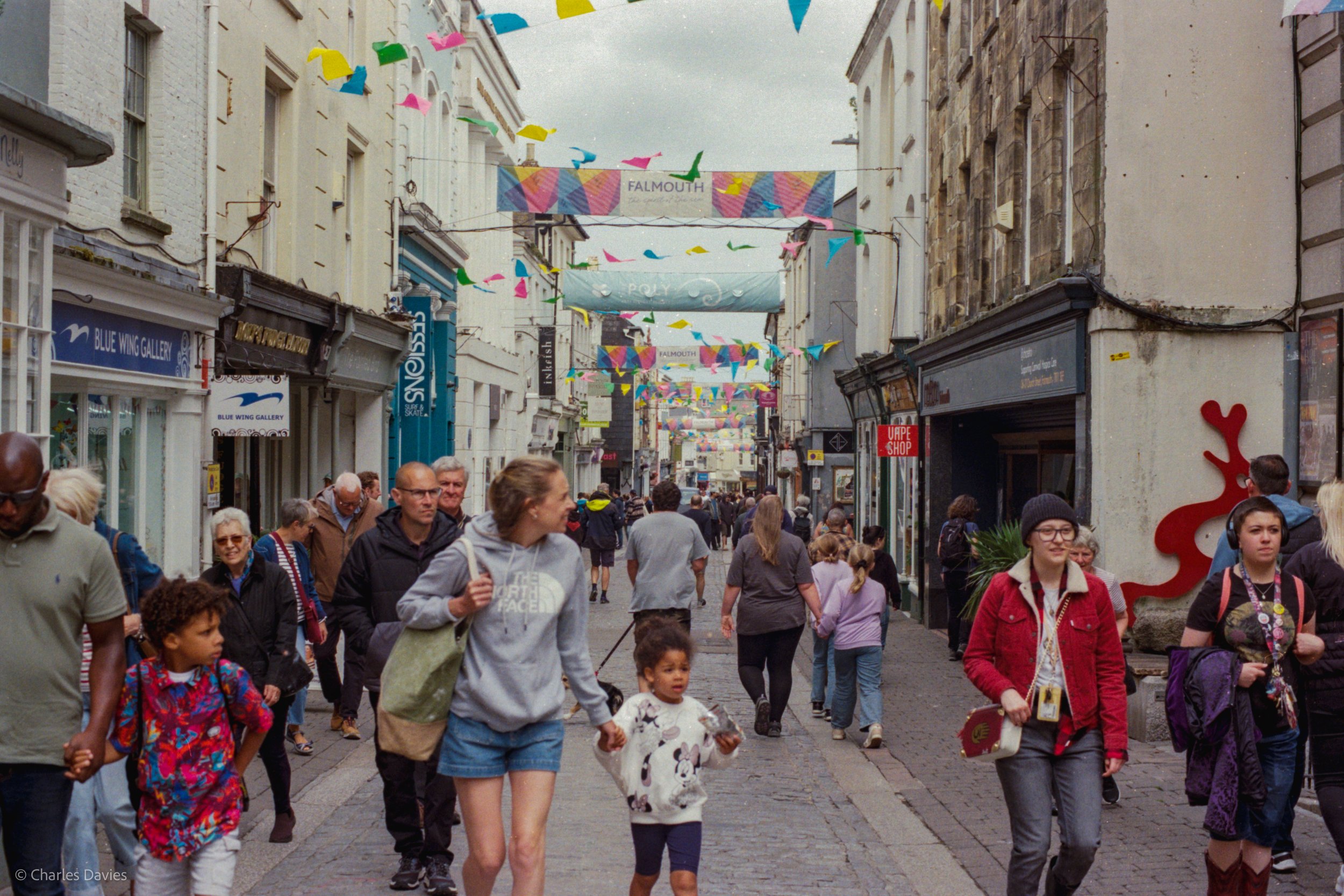 Roll 32 - 2025 - Europe - United Kingdom - Falmouth - Kodak Pro Image 100 - Contax RTS - 35mm - Film - Colour