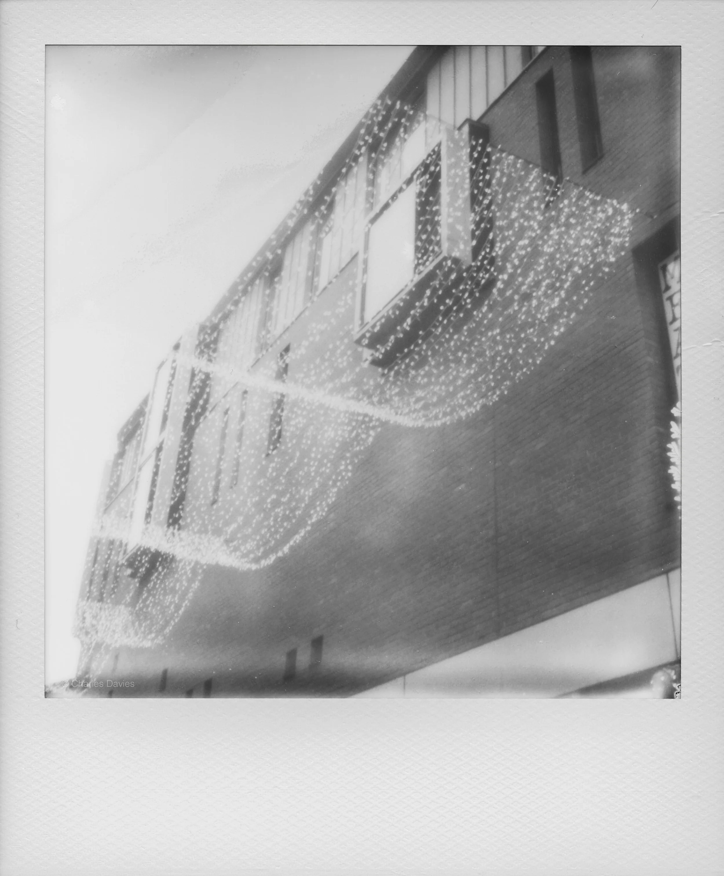 121 - 2022 - Polaroid SX-70 Sonar.jpg