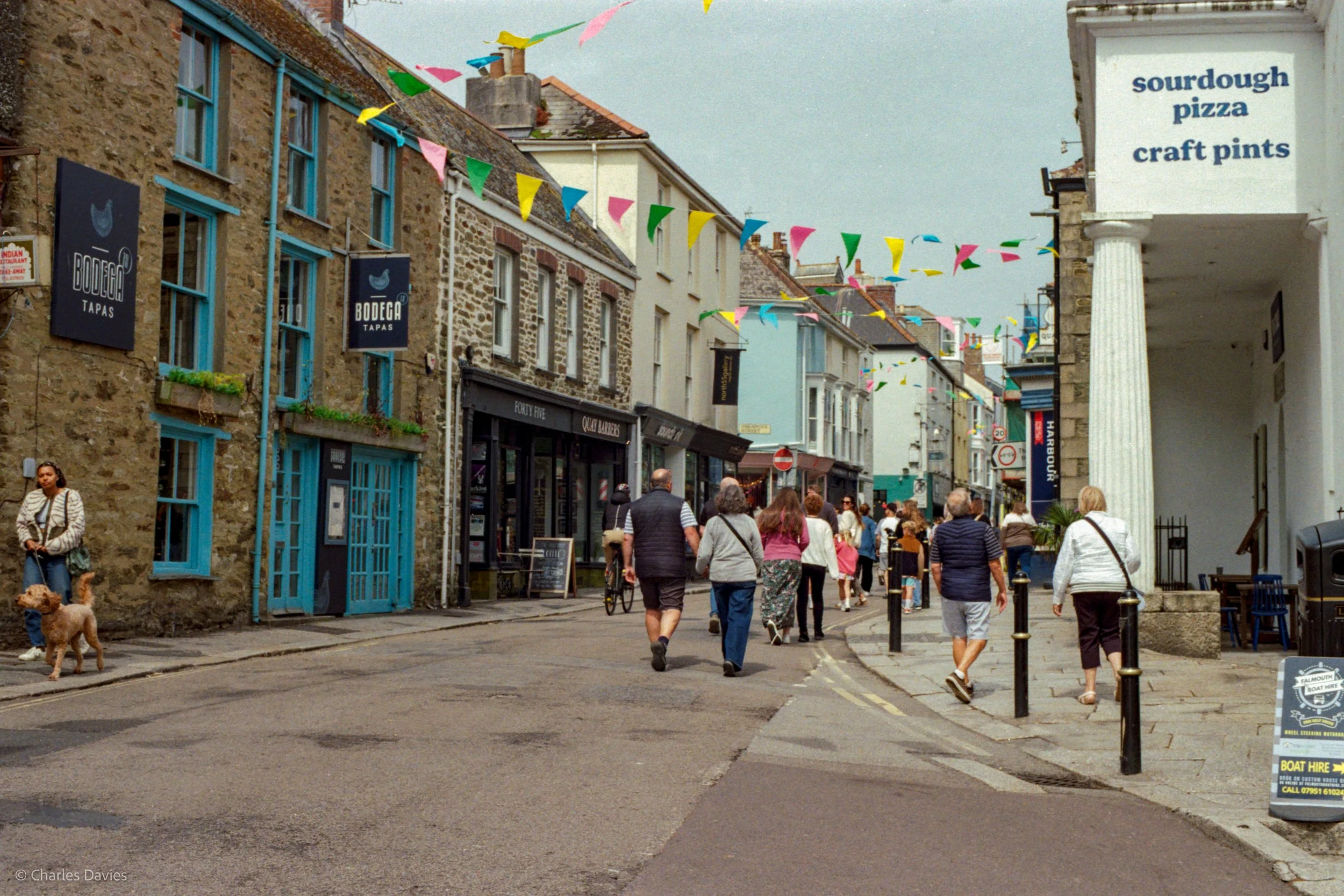 Roll 32 - 2025 - Europe - United Kingdom - Falmouth - Kodak Pro Image 100 - Contax RTS - 35mm - Film - Colour