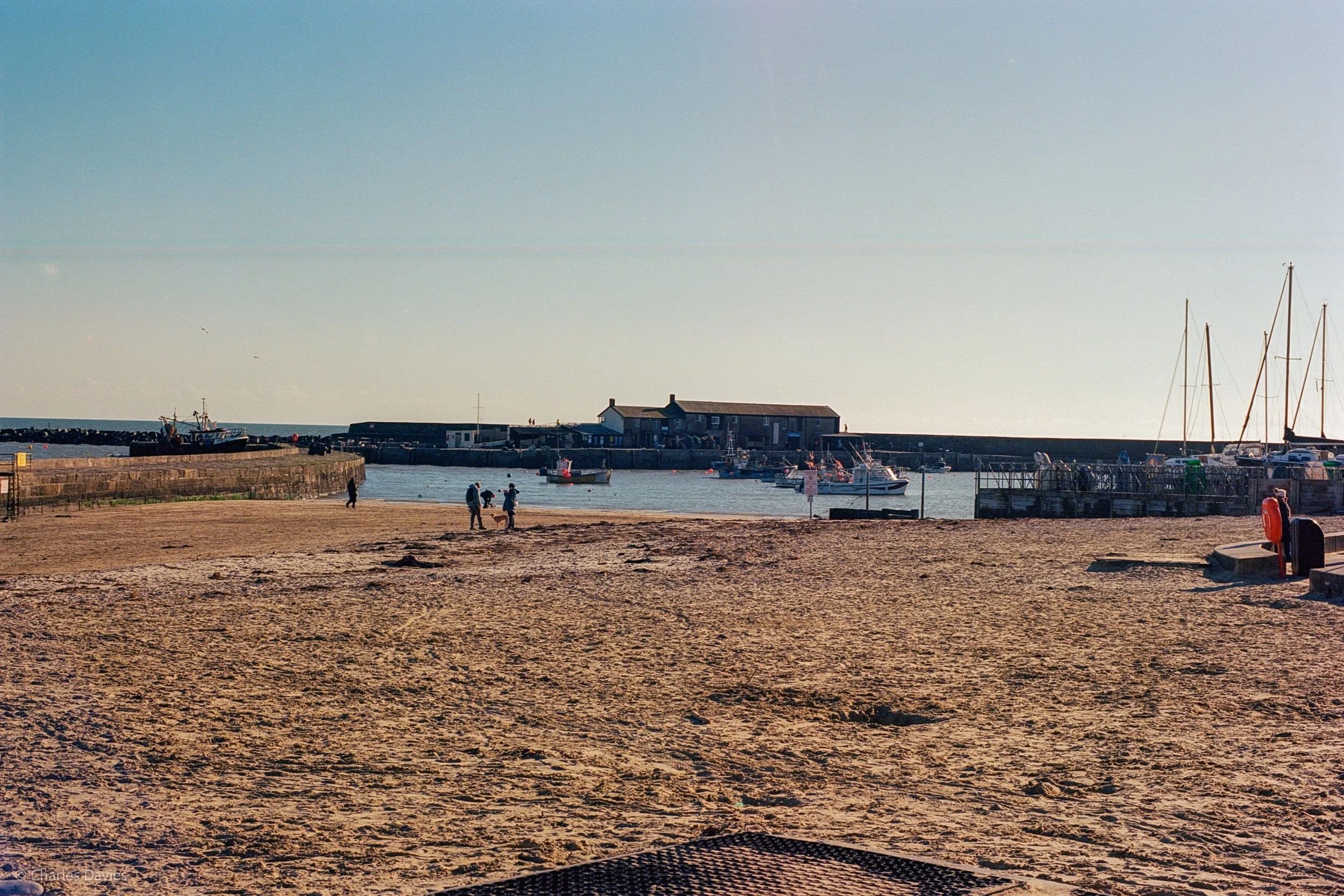 Roll 22 - 2025 - Europe - United Kingdom - Lyme Regis - Kodak Ektar 100 - Contax RTS - 35mm - Film - Colour