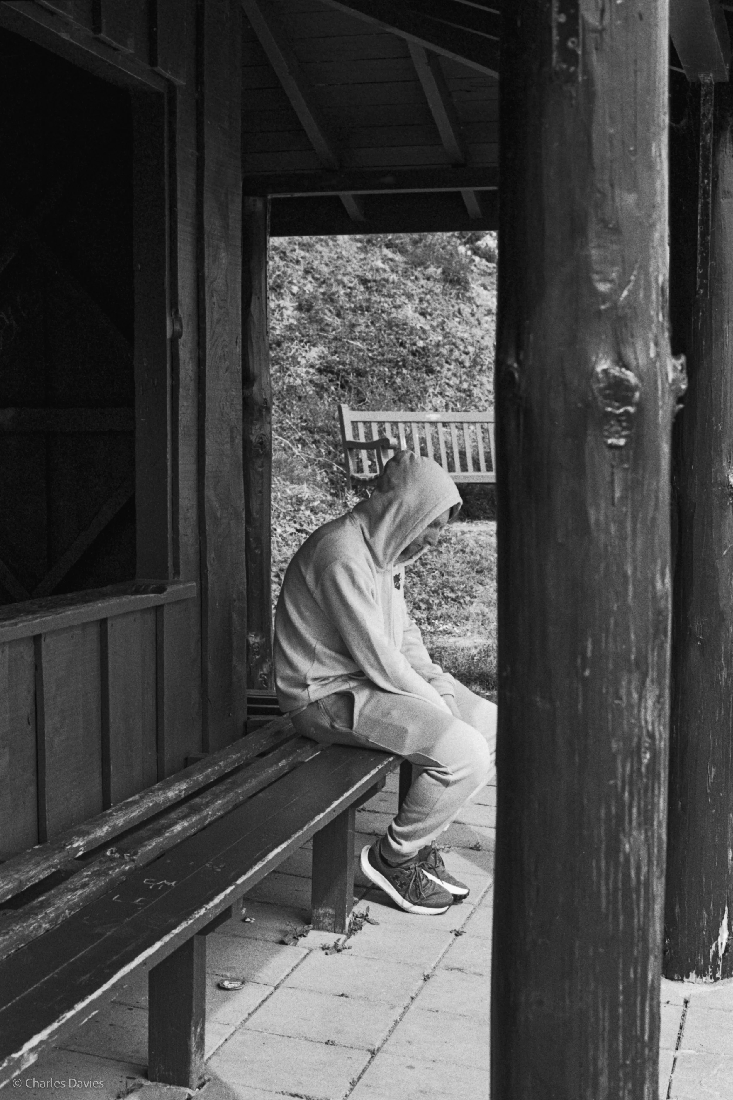 Roll 27 - 2025 - Europe - United Kingdom - Beer - Ilford HP5 Plus 400 - Contax RTS - 35mm - Film - B&W 
