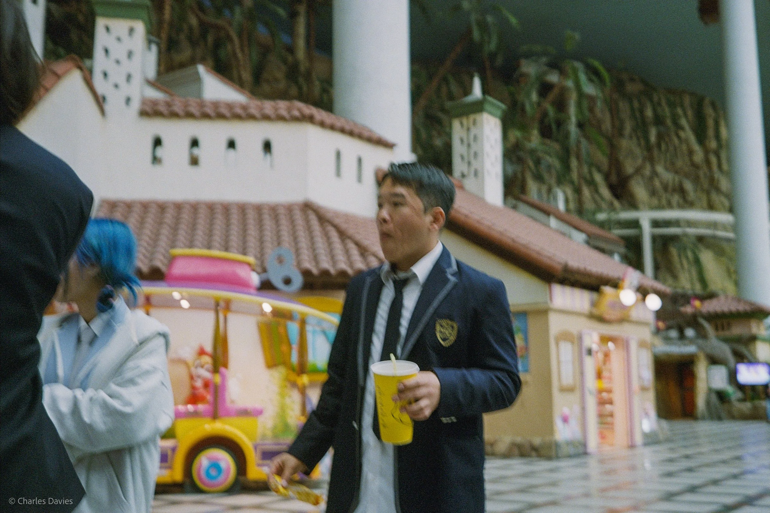 Roll 2 - 2023 - South East Asia - South Korea - Seoul - Kodak UltraMax 400 - Olympus 35DC - 35mm - Film - Colour 