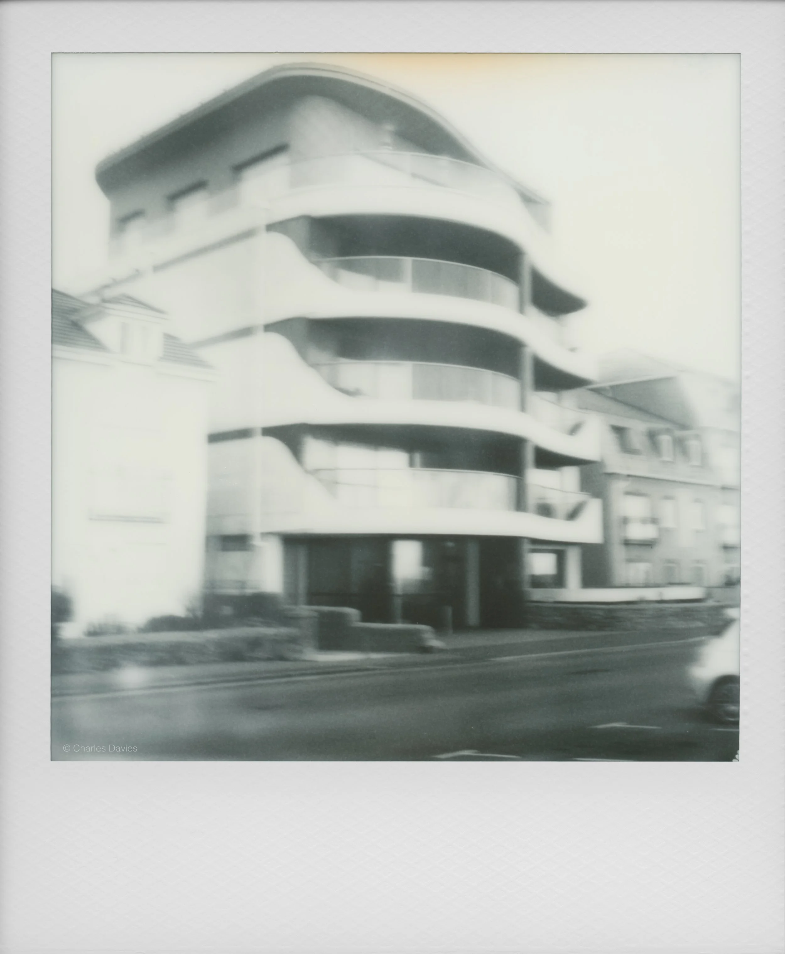 19 - 2025 - Polaroid SX-70 Sonar (aged).jpg