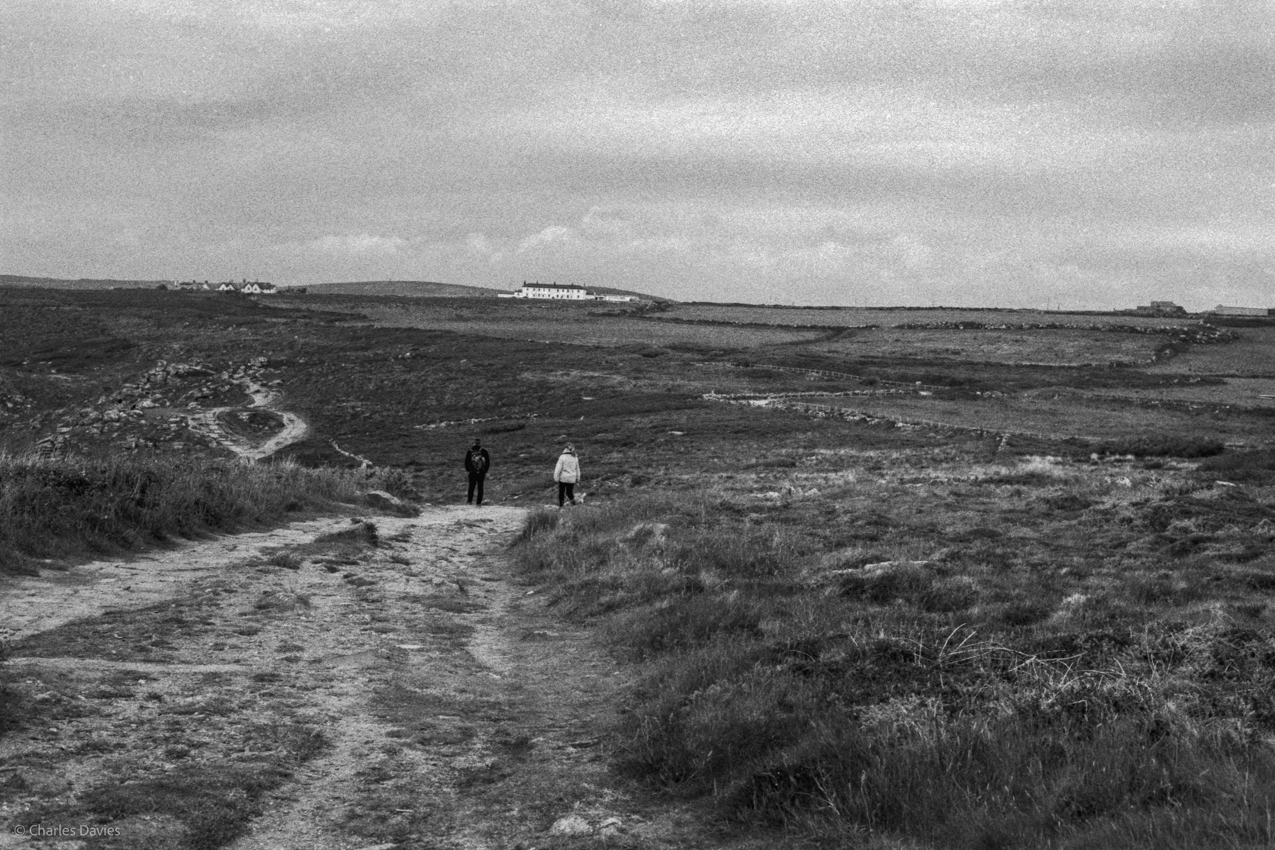 Roll 34 - 2025 - Europe - United Kingdom - Land's End - Kentmere Pan 400 - Contax RTS - 35mm - Film - B&W