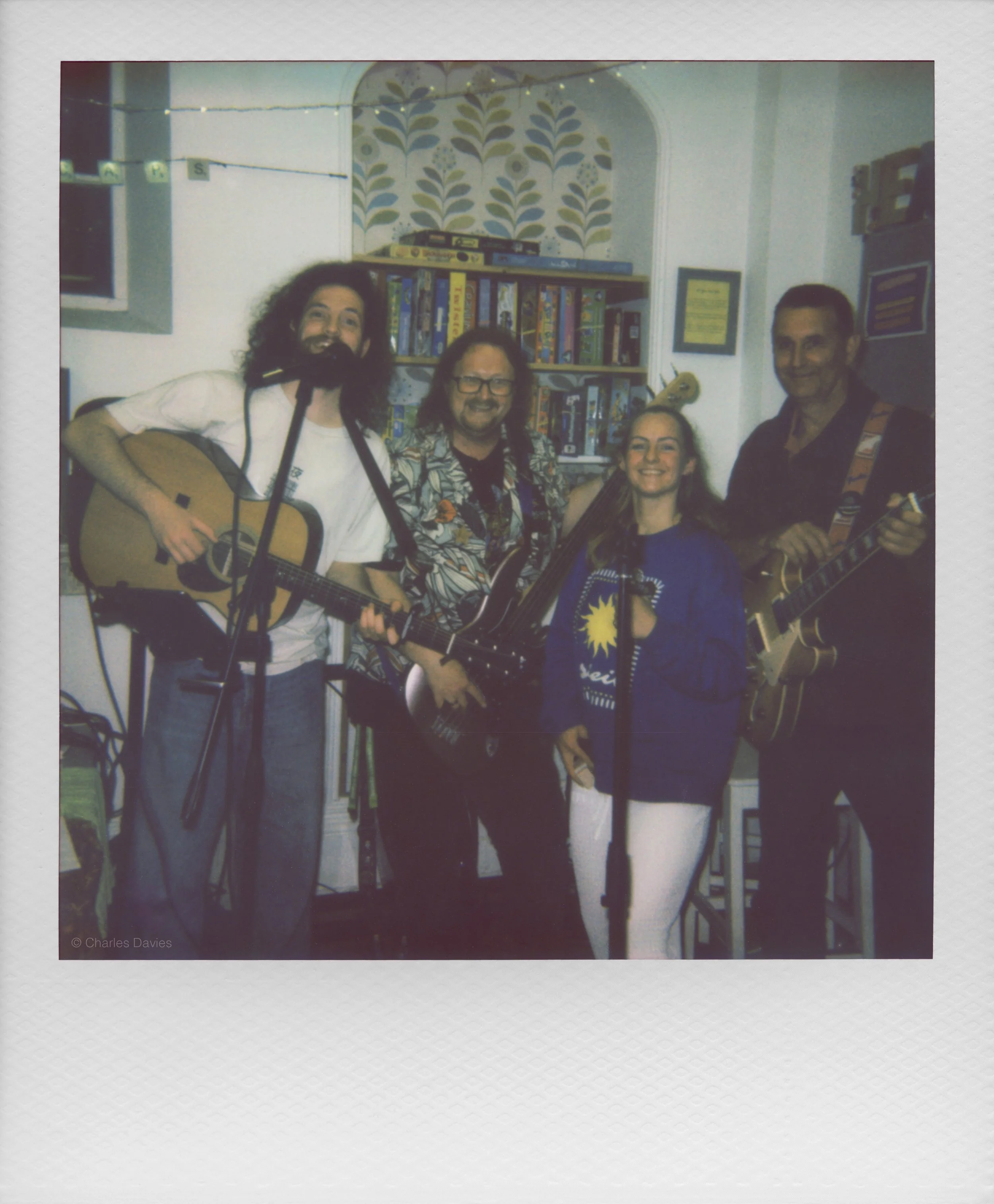 007 - 2026 - Polaroid Autofocus 660.jpg