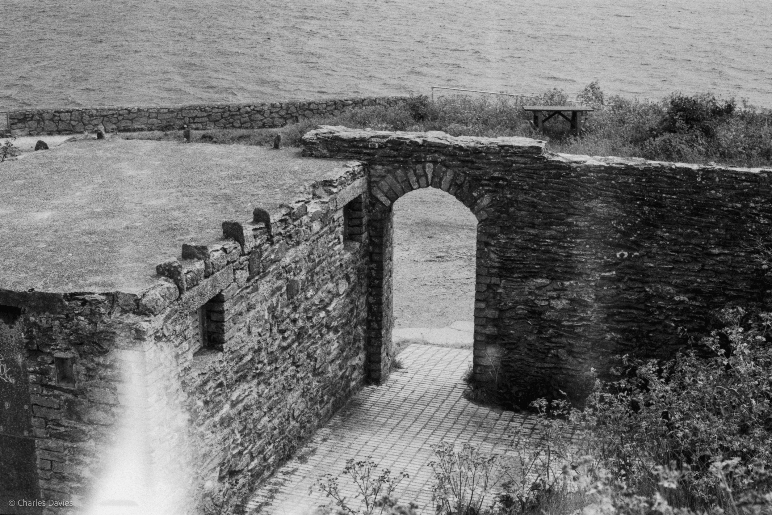 Roll 33 - 2025 - Europe - United Kingdom - Pendennis Point - Fomapan 400 - Contax RTS - 35mm - Film - B&W
