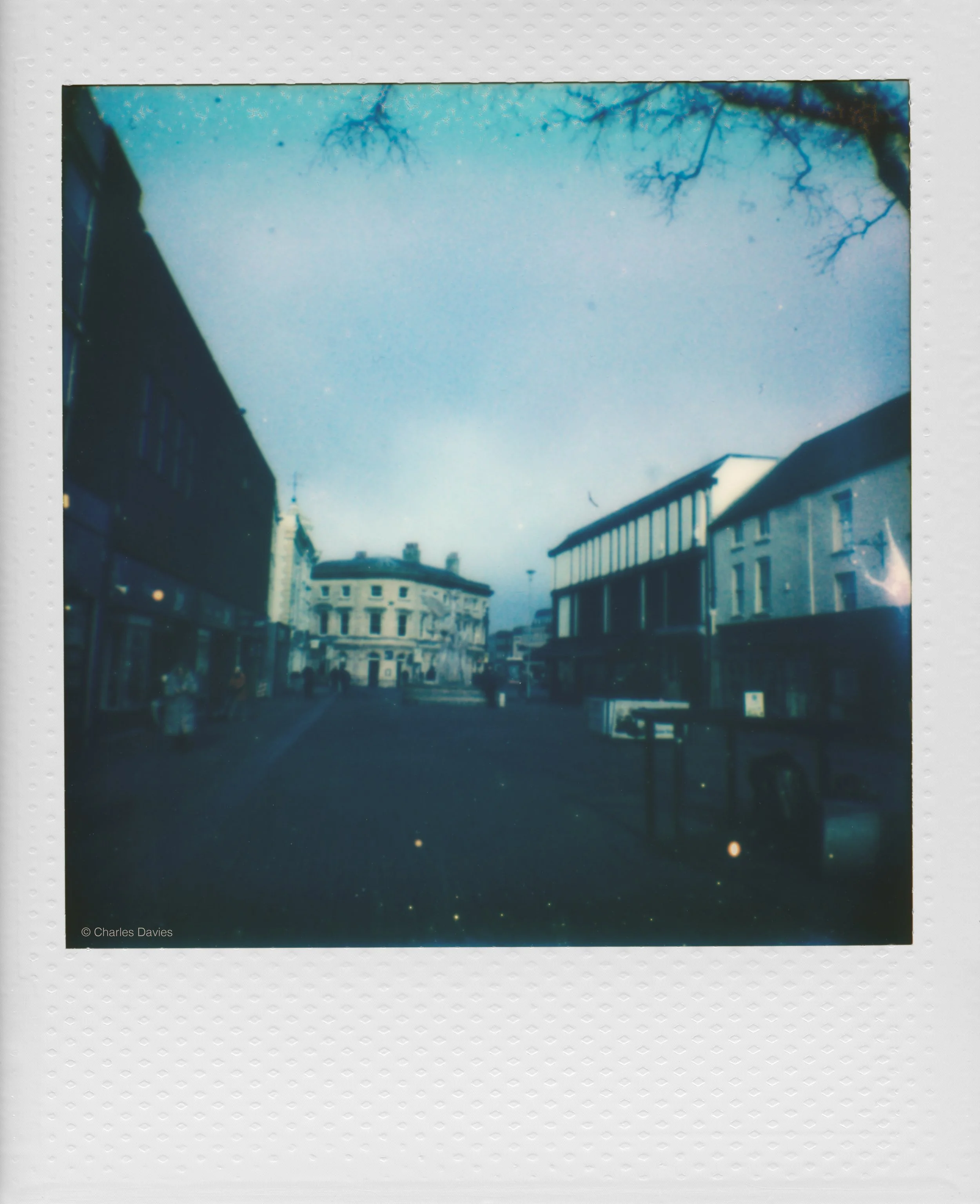 2 - 2025 - Polaroid Go.jpg