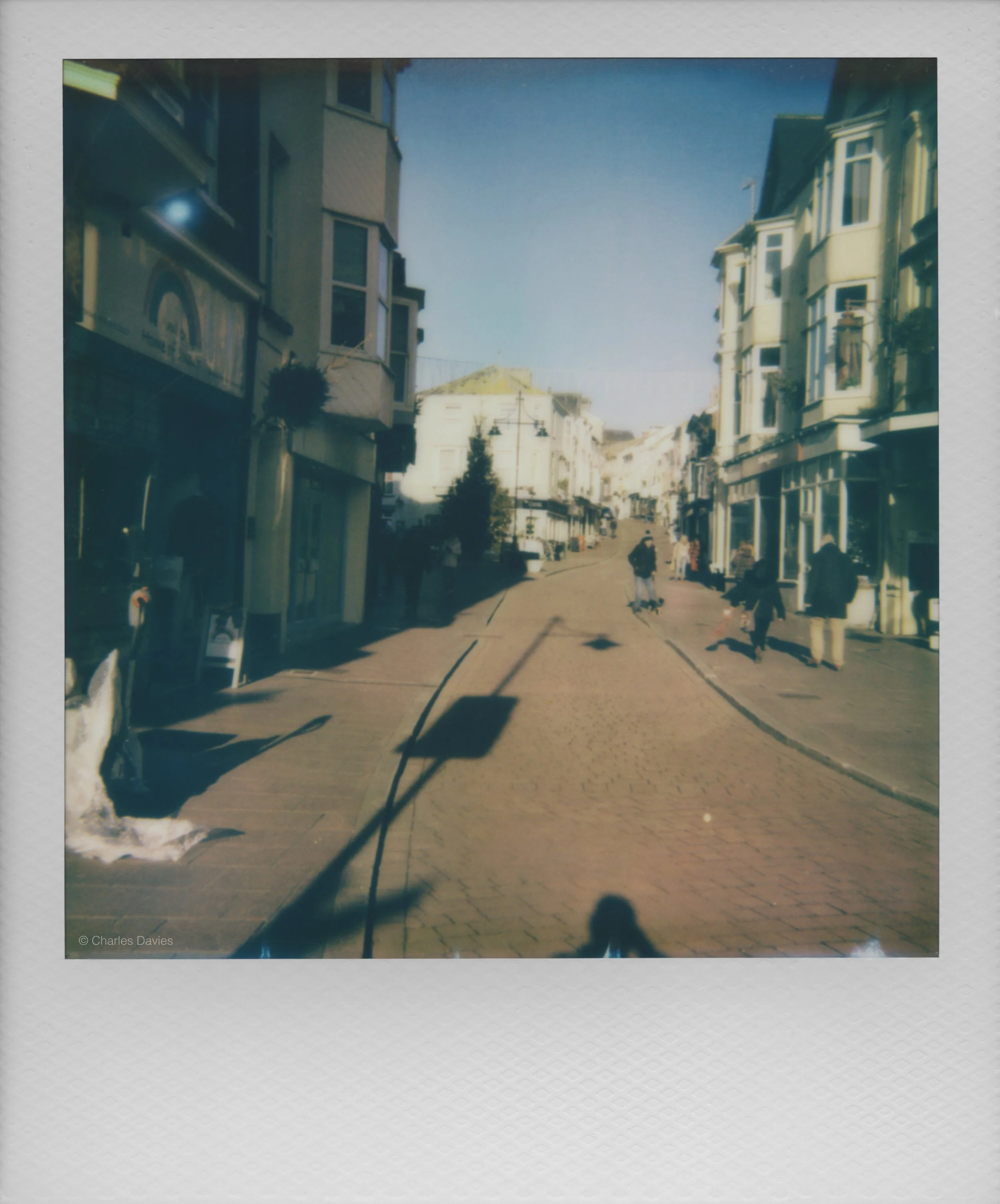 99 - 2025 - Polaroid Autofocus 660.jpg