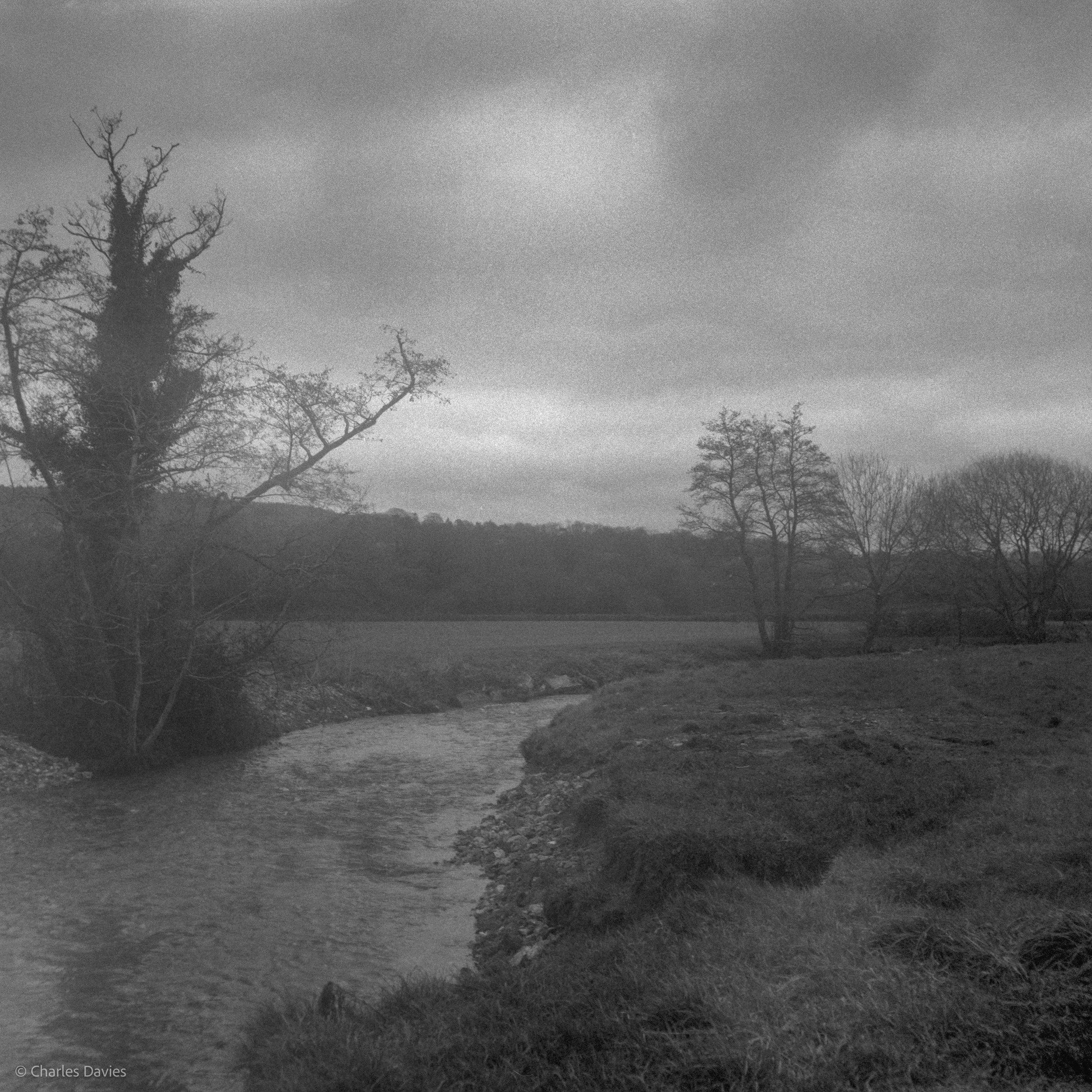Roll 23 - 2025 - Europe - United Kingdom - Shute - Ilford HP5 Plus 400 - Agfa Isola - 120 Medium Format - Film - B&W