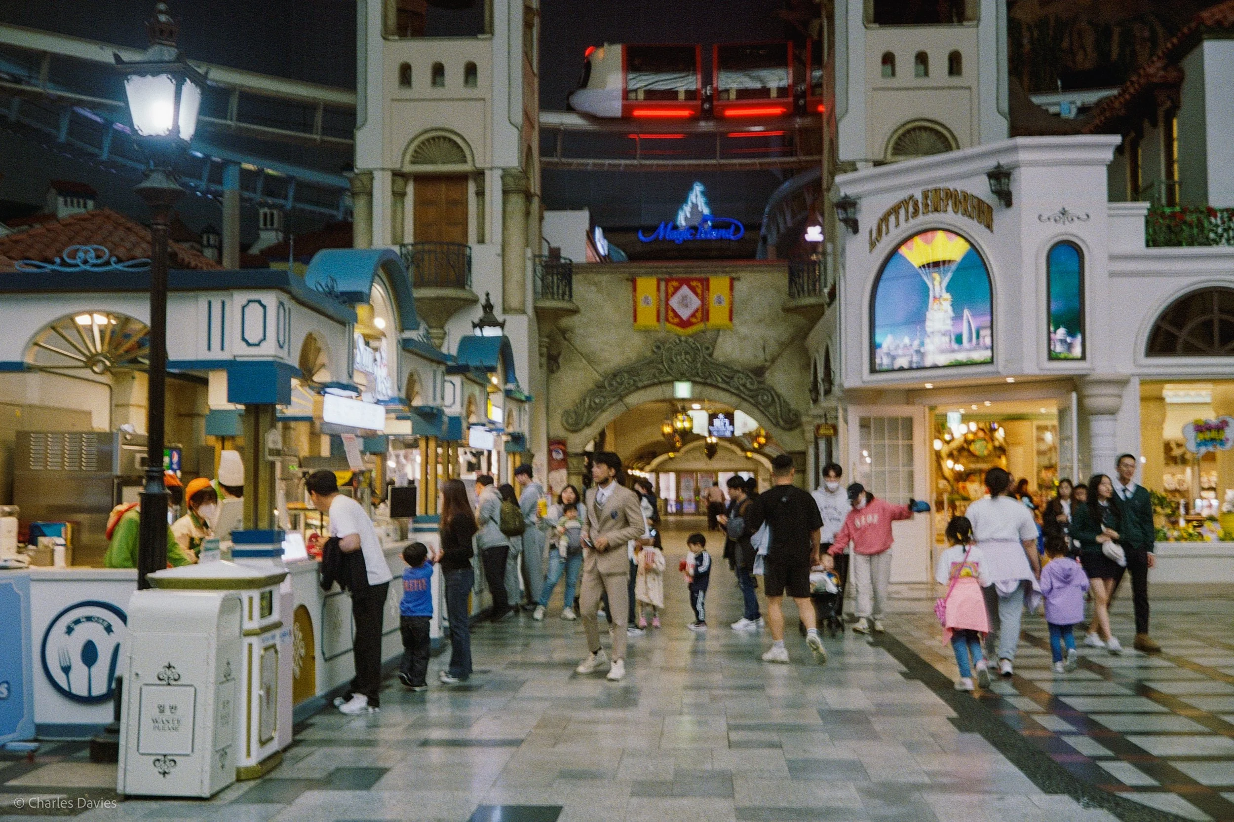 Roll 2 - 2023 - South East Asia - South Korea - Seoul - Kodak UltraMax 400 - Olympus 35DC - 35mm - Film - Colour 