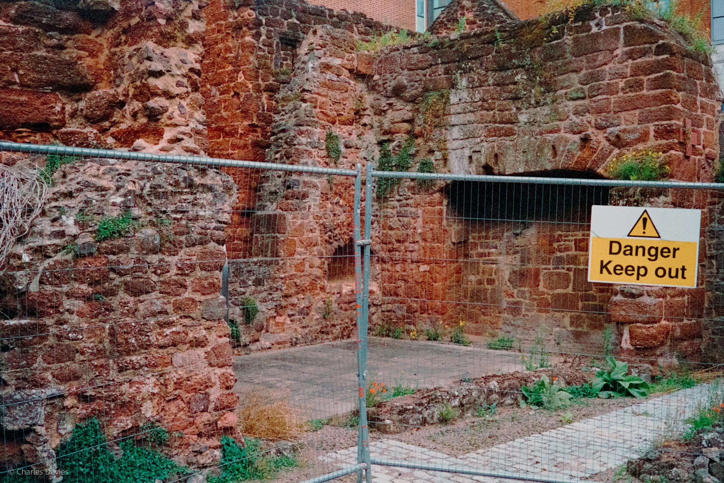Roll 12 - 2023 - Europe - United Kingdom - Exeter - Kodak UltraMax 400 - Olympus 35DC - 35mm - Film - Colour 
