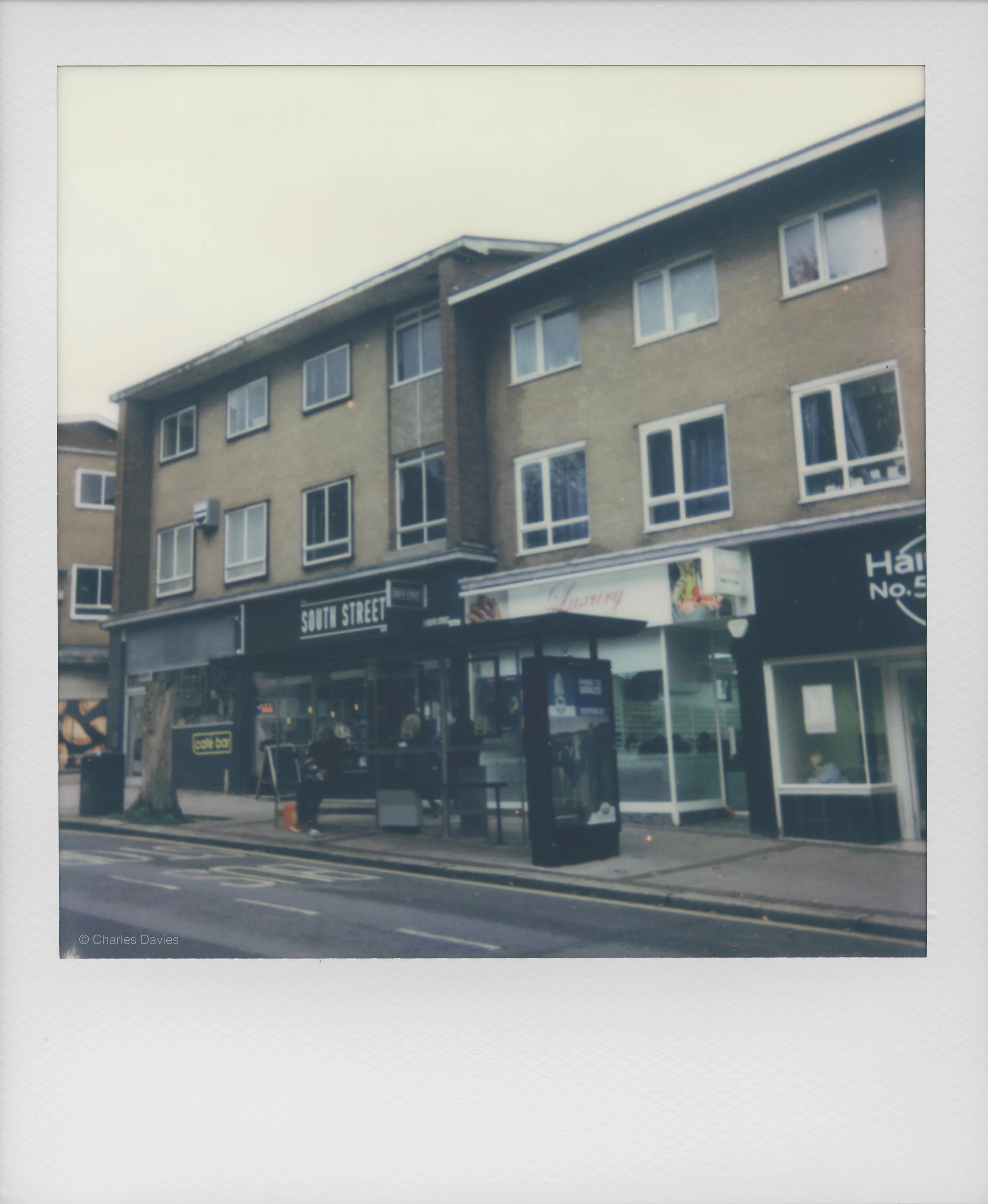 55 - 2022 - Polaroid Now.jpg