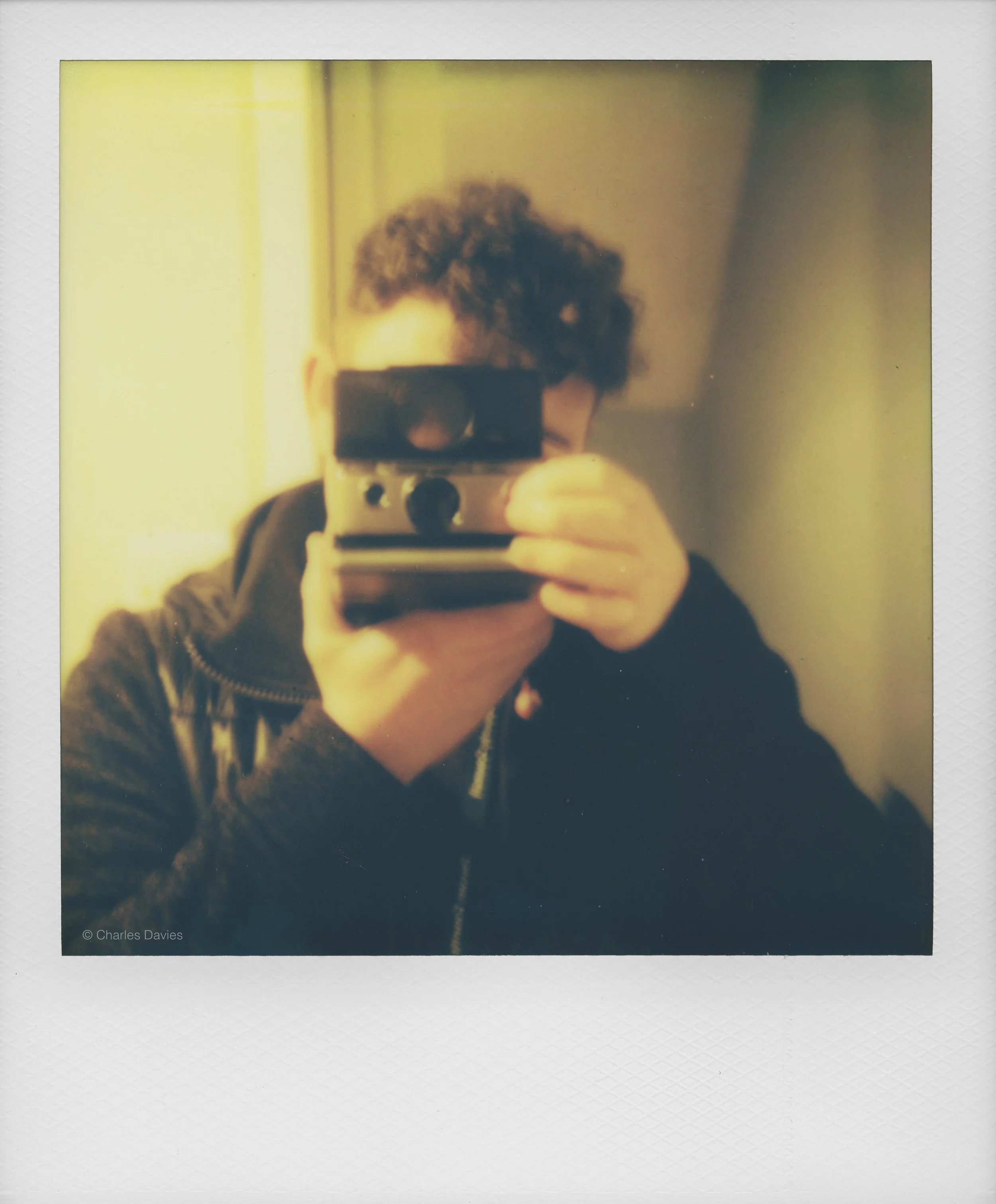 86 - 2022 - Polaroid SX-70 Sonar.jpg